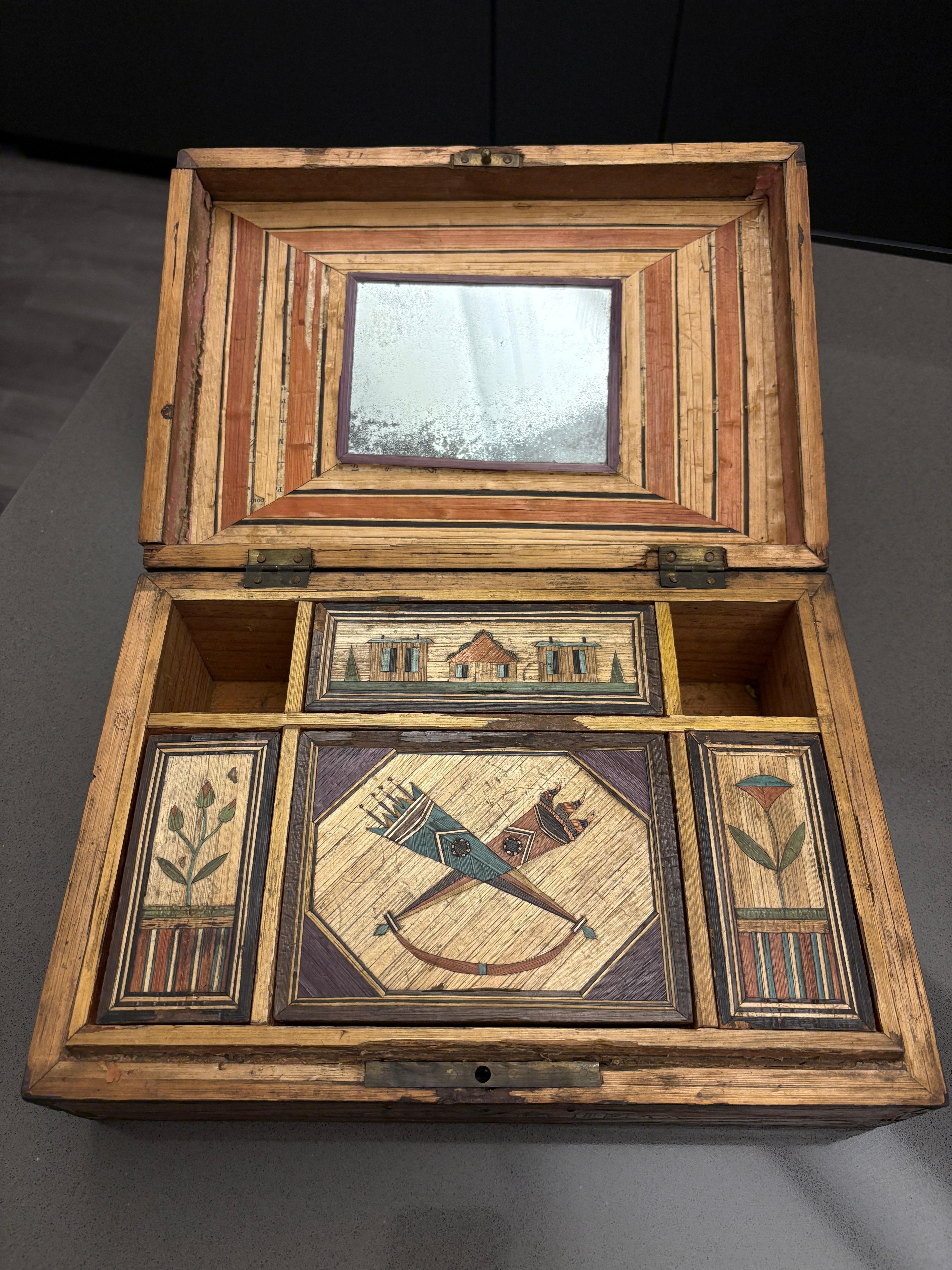Boîte en marqueterie de paille du XIXe siècle 
Bon état