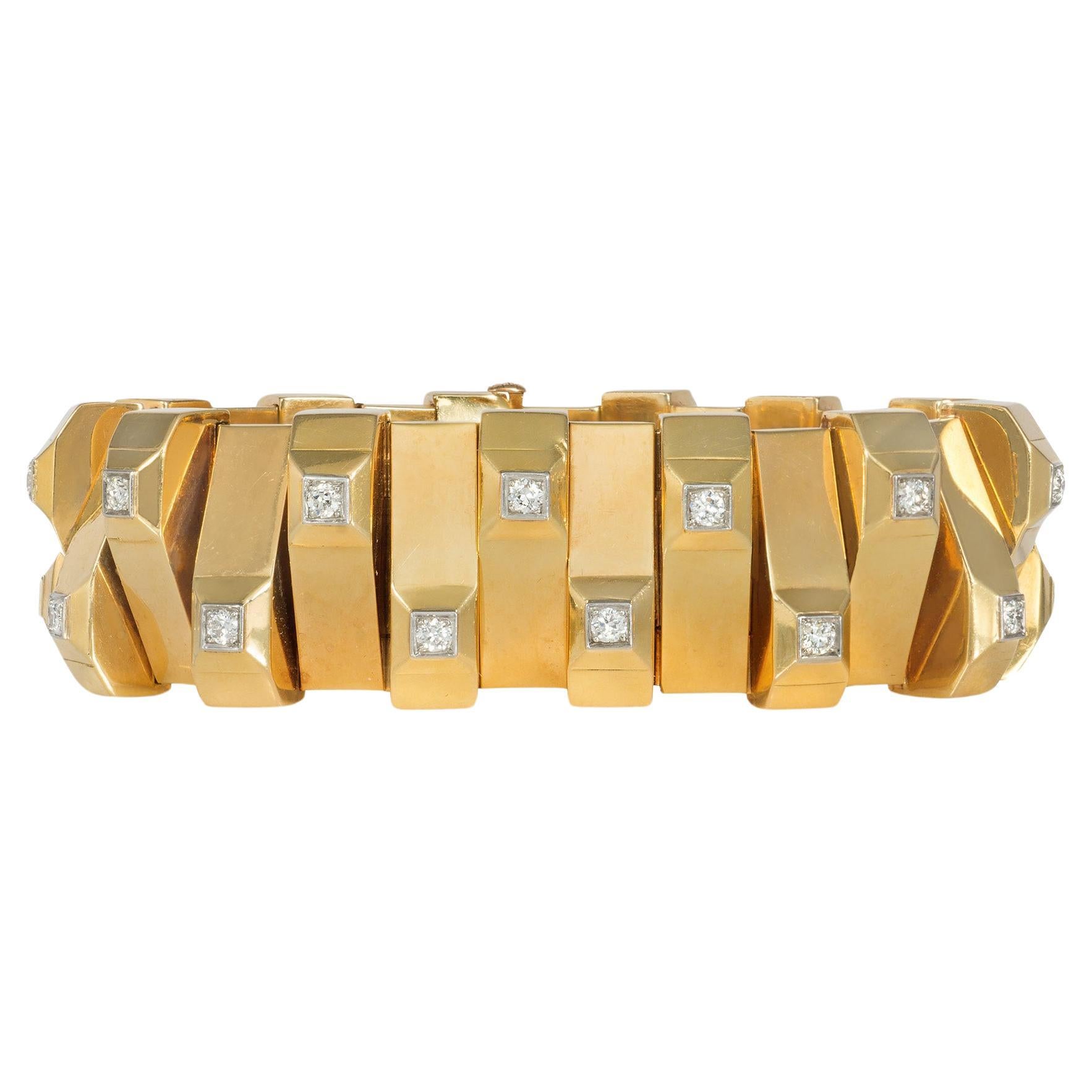 Boivin 1930s Art Moderne Gold and Diamond Pyramid-Link Bracelet with Certificate