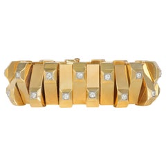 Boivin 1930s Art Moderne Gold and Diamond Pyramid-Link Bracelet with Certificate