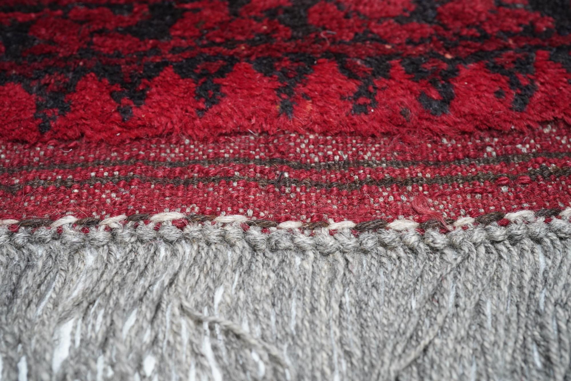 Bokhara-Teppich im Vintage-Stil 7'9'' x 9'7'' (Wolle) im Angebot