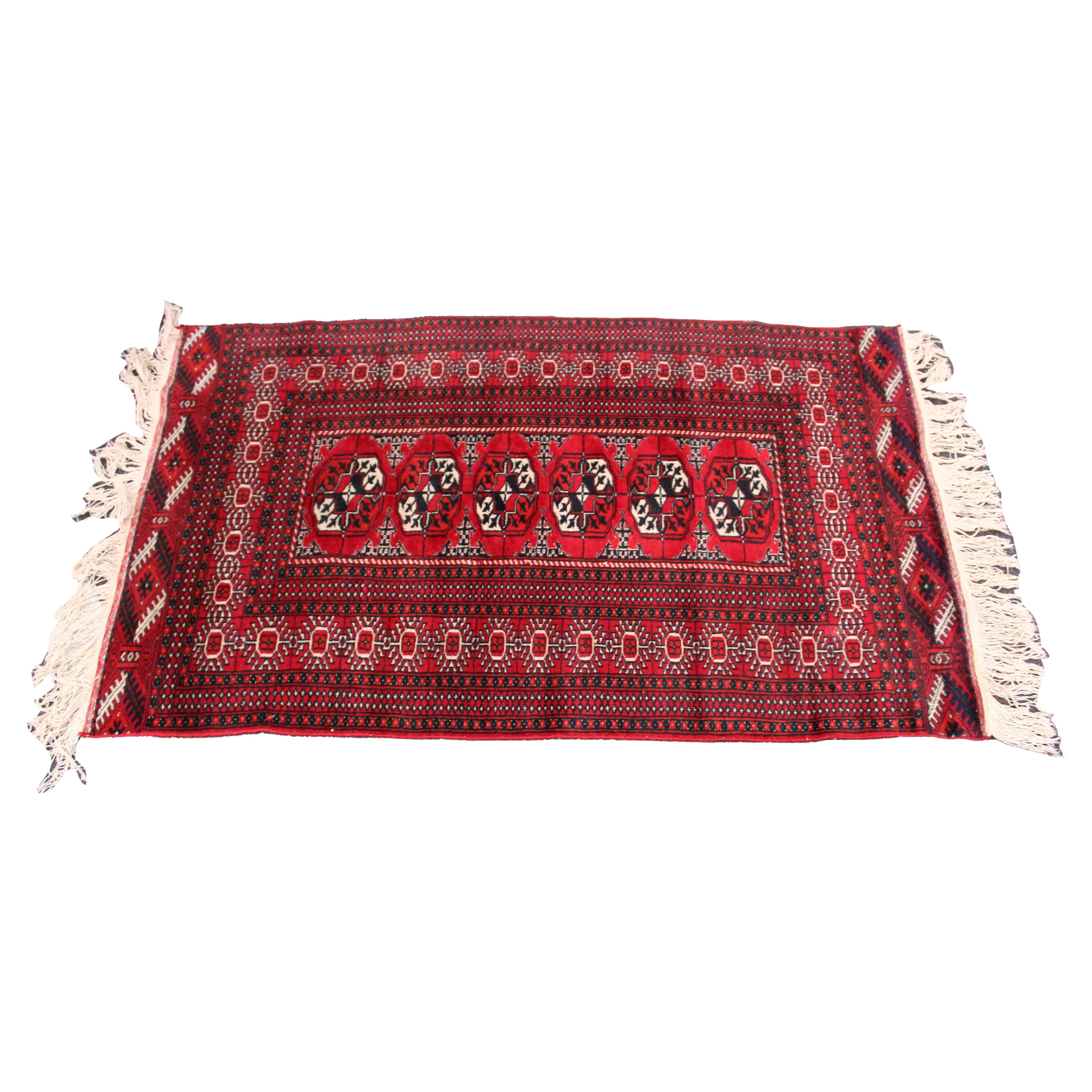 Bokhara Stammeskunst-Teppich, handgeknüpft, rot & schwarz im Angebot