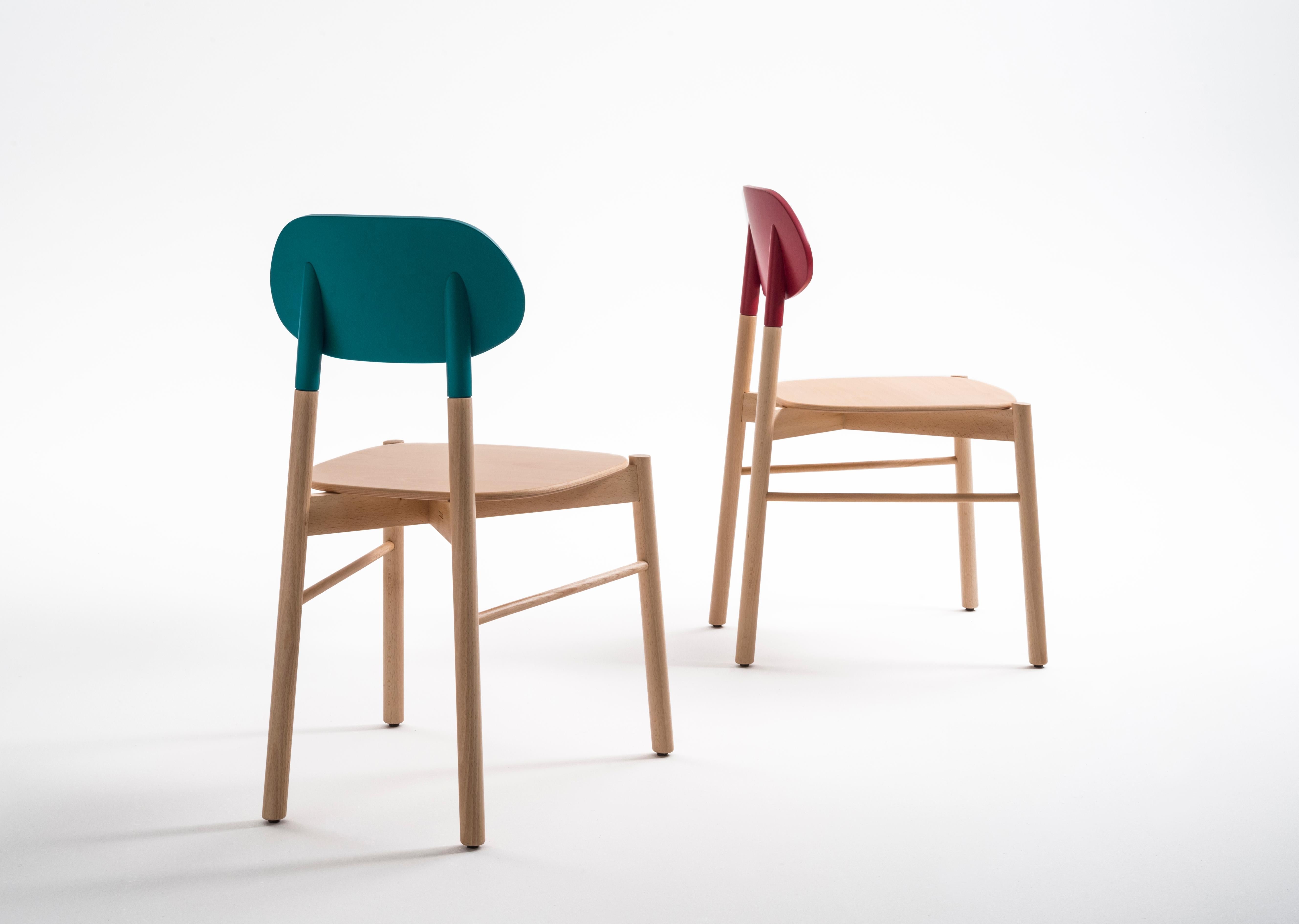 Bokken-Stuhl, Buchenstruktur, weiße Rückenlehne, minimalistisches Design im nordischen Stil im Angebot 2