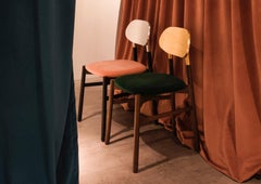 Chaise Bokken, assise rembourrée en Whiting, blanc par Colé Italia