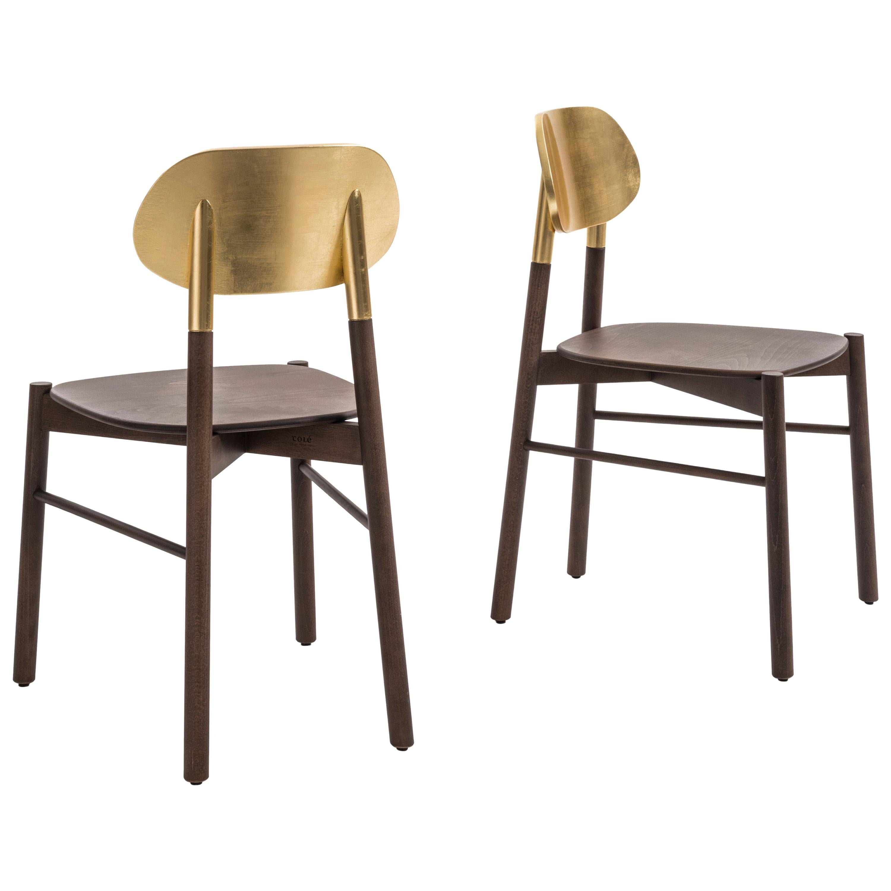 Bokken-Stuhl, Struktur aus Nussbaumholz, Rückenlehne mit Blattgold, minimalistisches Design, hergestellt in Italien