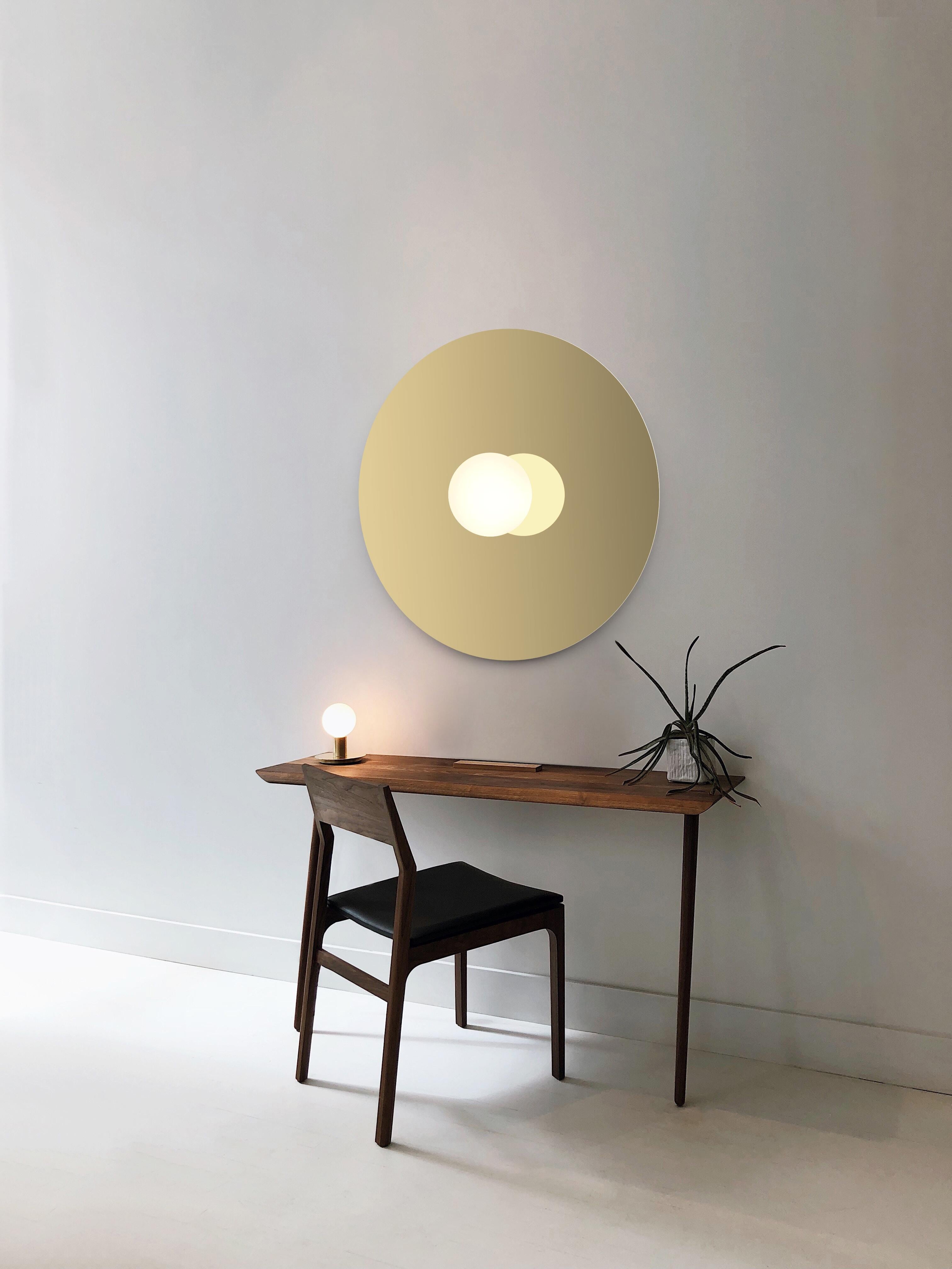 A study in refined simplicity, Bola disc flush offers a magical combination of mirror and globe refined down to its bare essentials. The objective with the Bola Disc Flush is to provide both direct and reflected light from either ceiling or wall