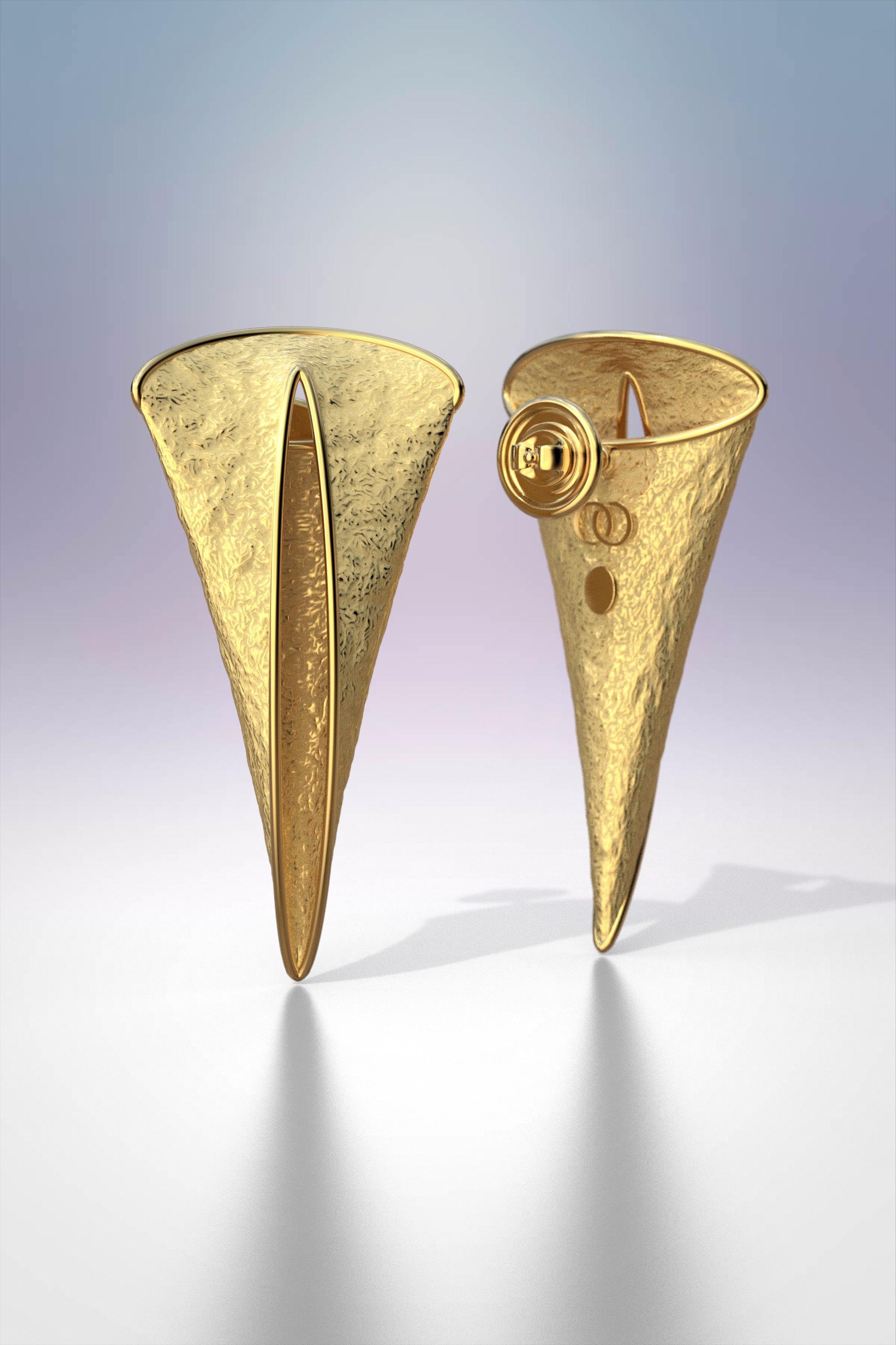 Contemporary Bold 14k Gold Earrings Handmade in Italy by Oltremare Gioielli, Thorn Shaped. For Sale