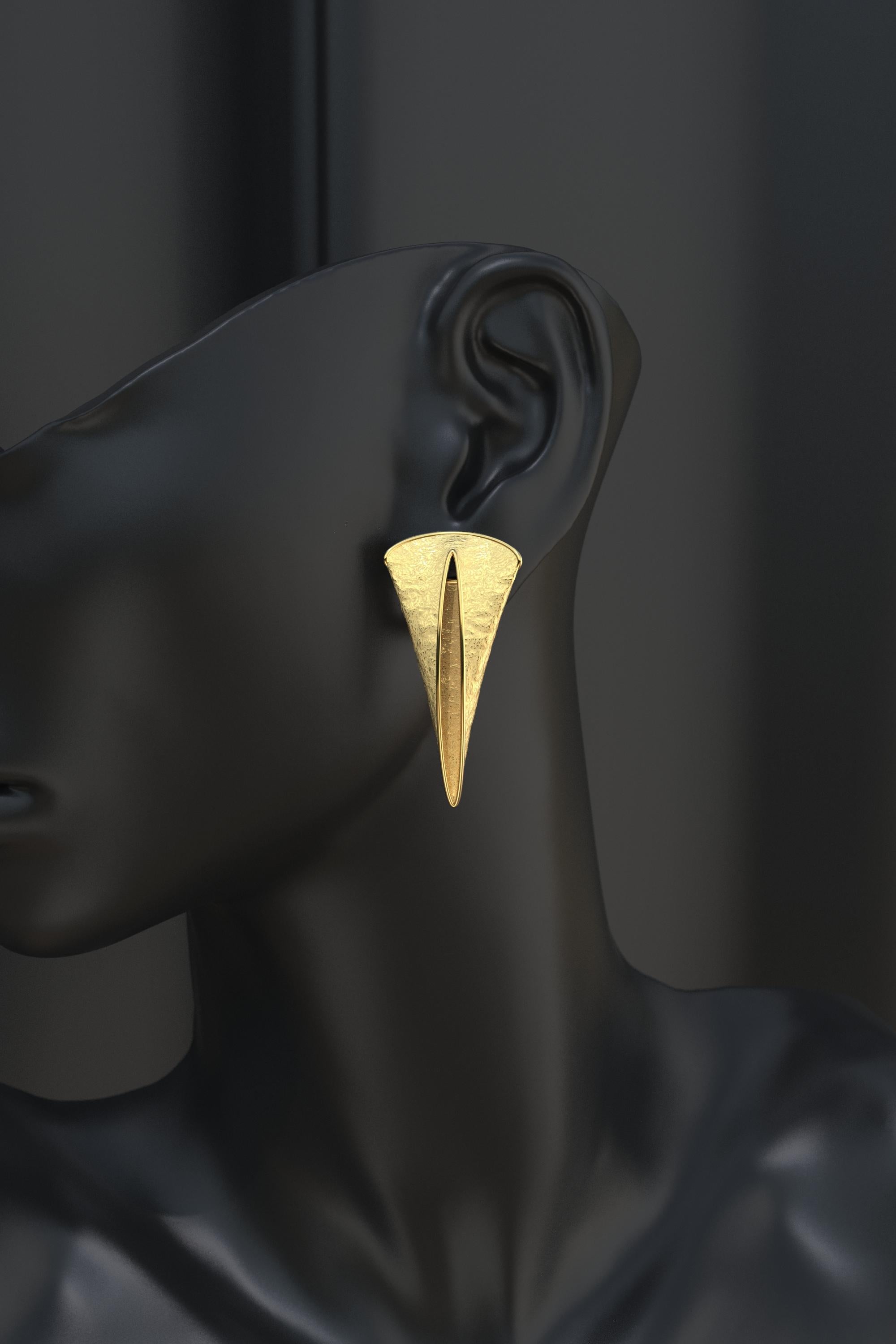 Bold 14k Gold Earrings Handmade in Italy by Oltremare Gioielli, Thorn Shaped. In New Condition For Sale In Camisano Vicentino, VI