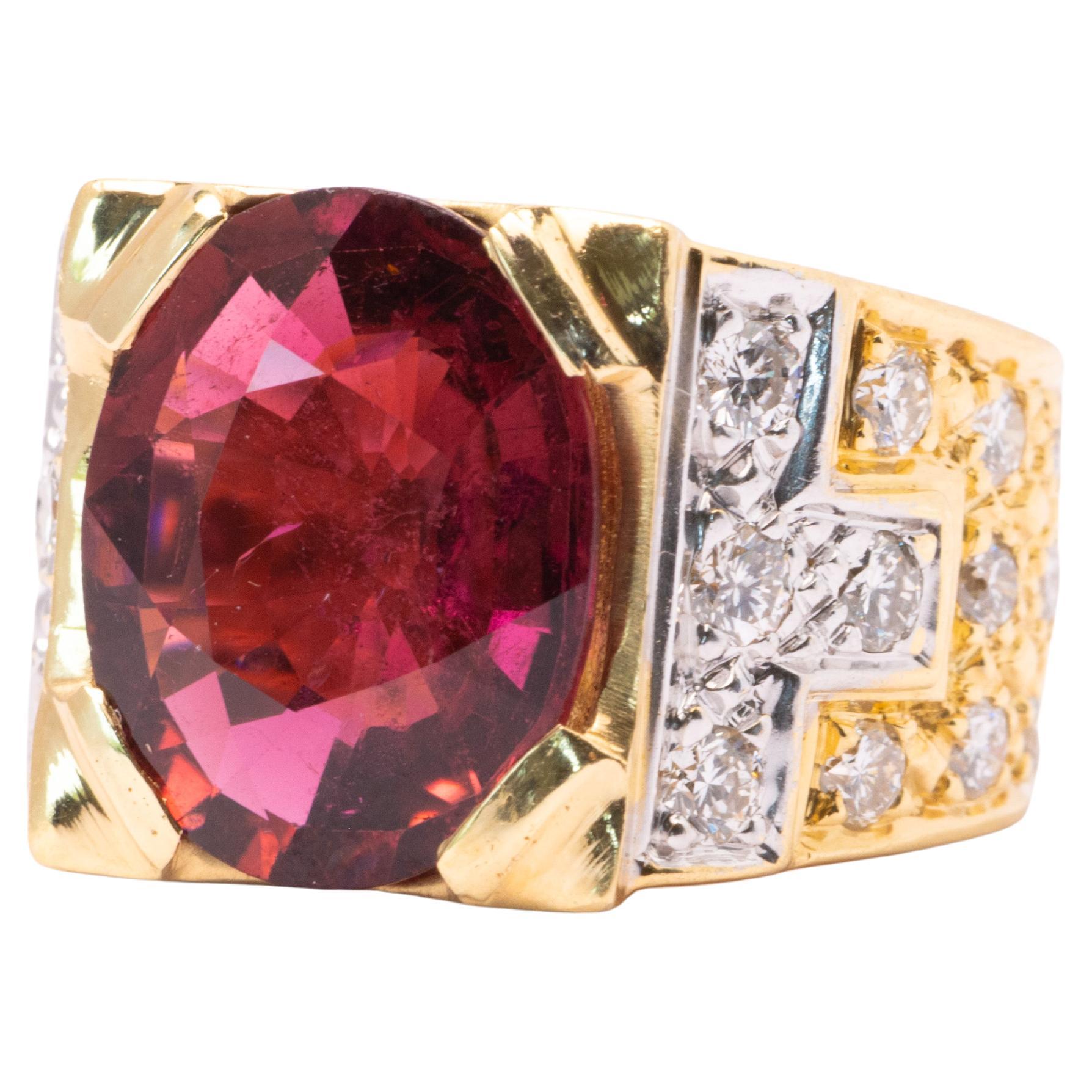 Anello con diamante in rubelite in oro 18k 8,5ct Gemma ovale vintage 0,96ct Diamanti