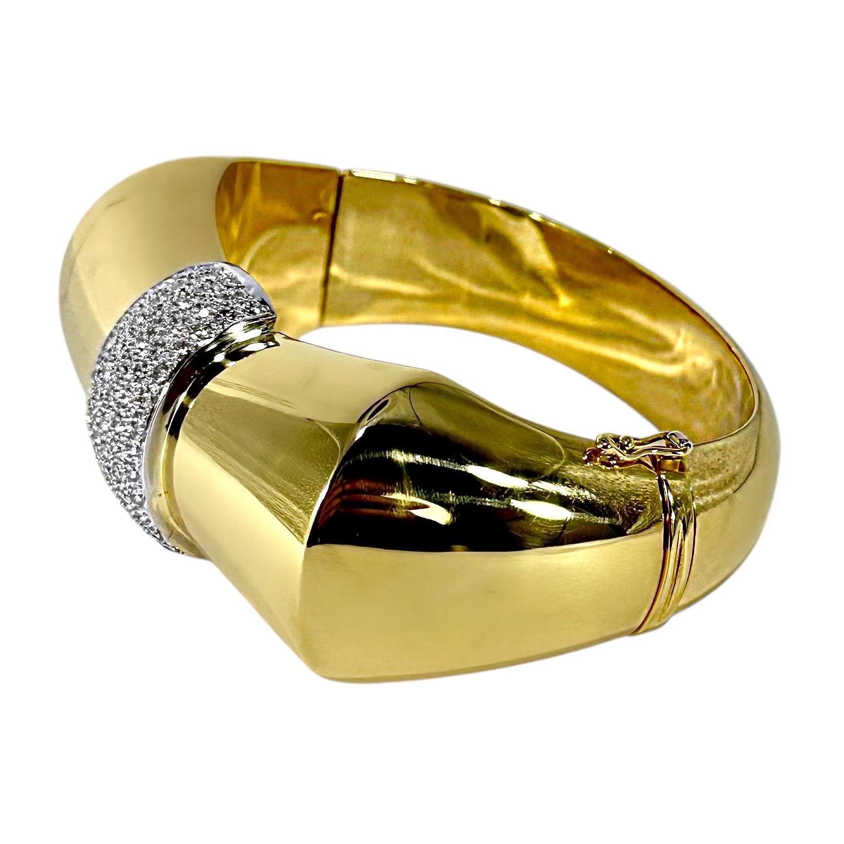 Brilliant Cut Bold 18K Yellow Gold and Diamond Bow Motif Cuff Bracelet For Sale