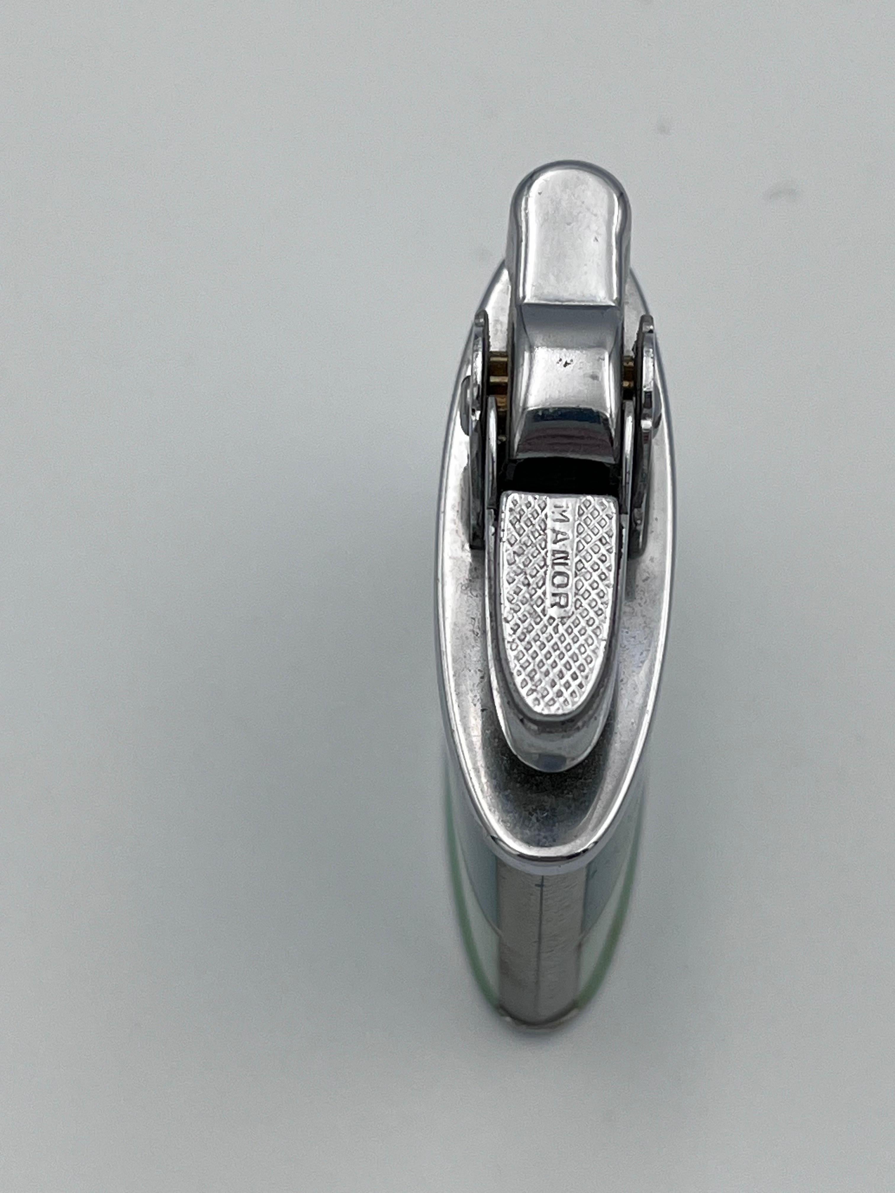 Audaz mechero Art Decó de 1930 en dos tonos esmeralda / verde menta de mansión mediados del siglo XX