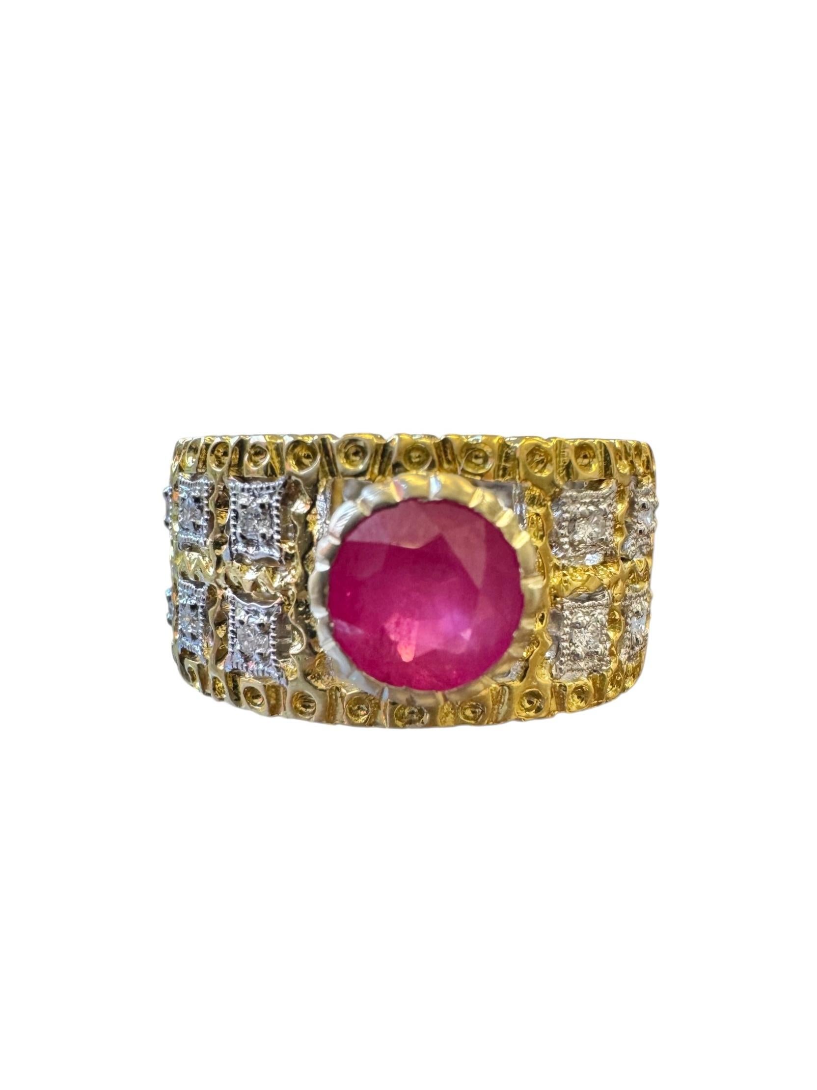 Audace anello anni '70 in oro giallo 14K con rubino e diamanti In condizioni ottime in vendita a Great Neck Plaza, NY