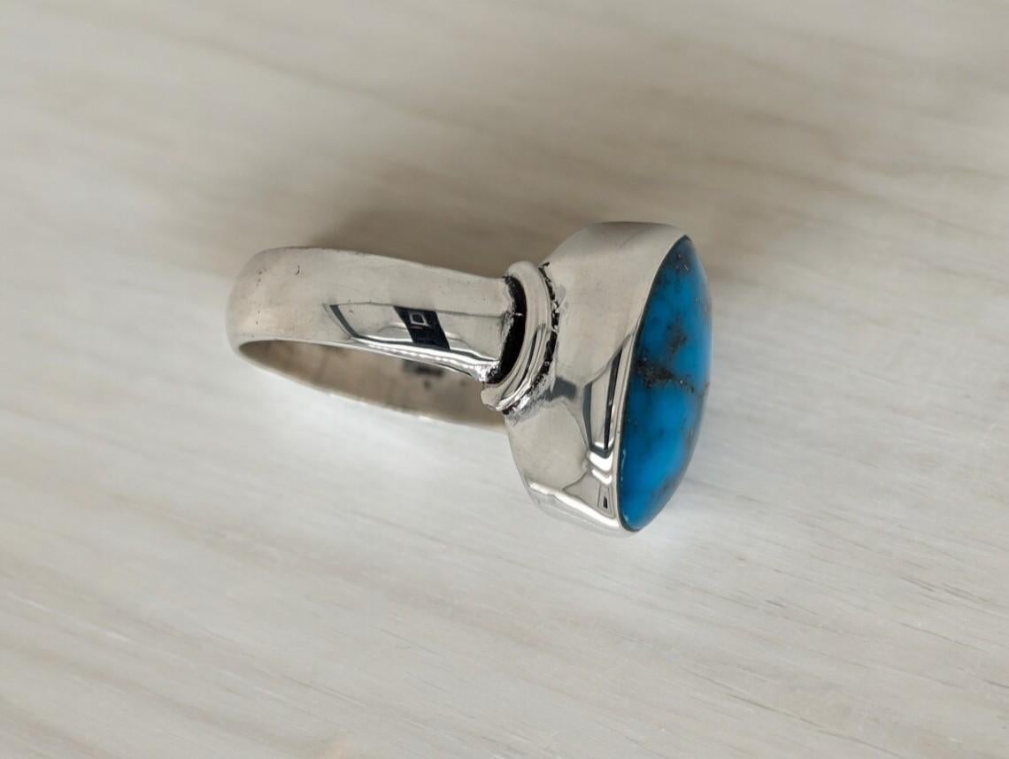 Audacieux et bleu : Taille 7 Kingman Turquoise Sterling Jewelry (Ring) Unisexe en vente