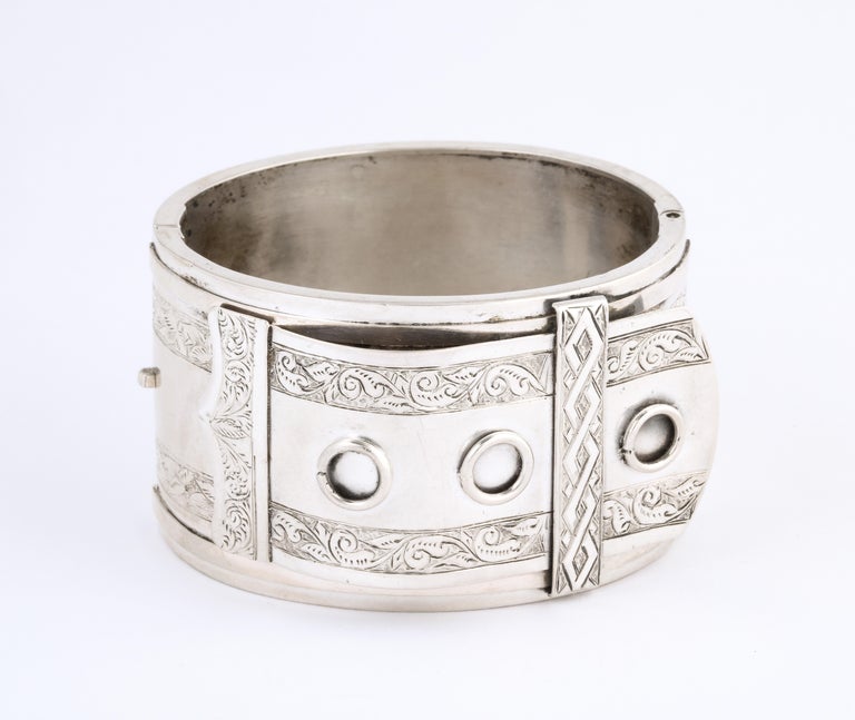 Bold and Rare Victorian Silver Circle Cuff In Excellent Condition For Sale In Stamford, CT