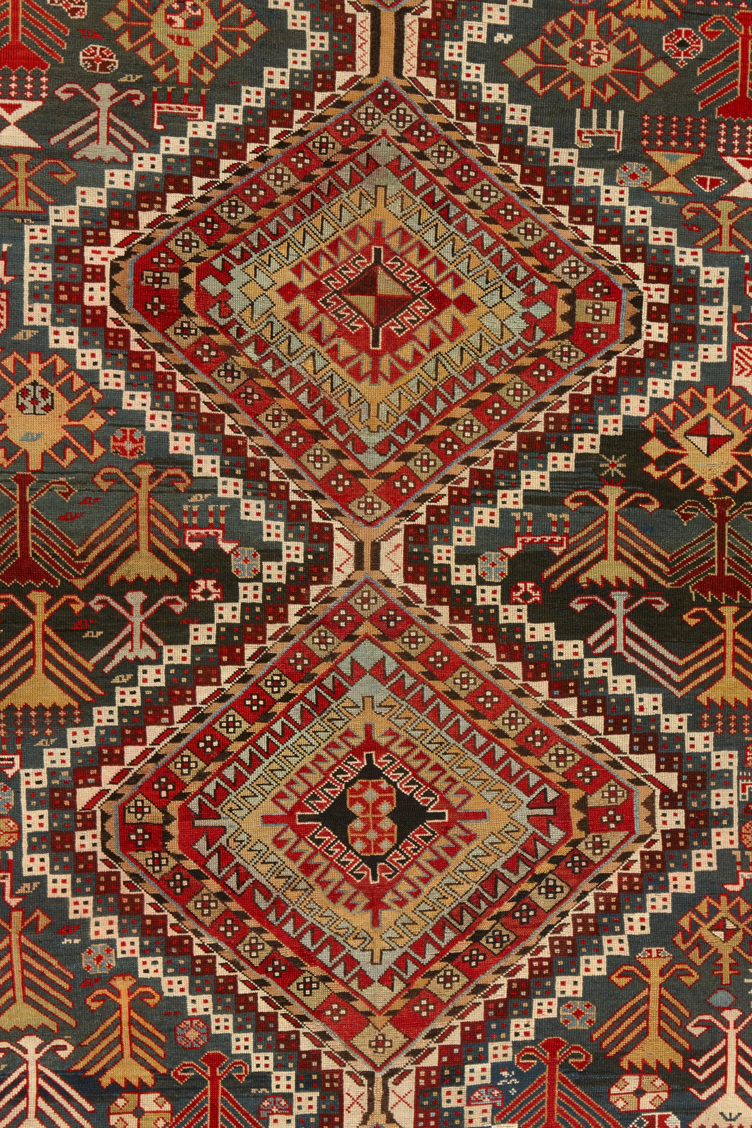 Noué à la main Tapis Shirvan Shahnazarli ancien et audacieux en vente