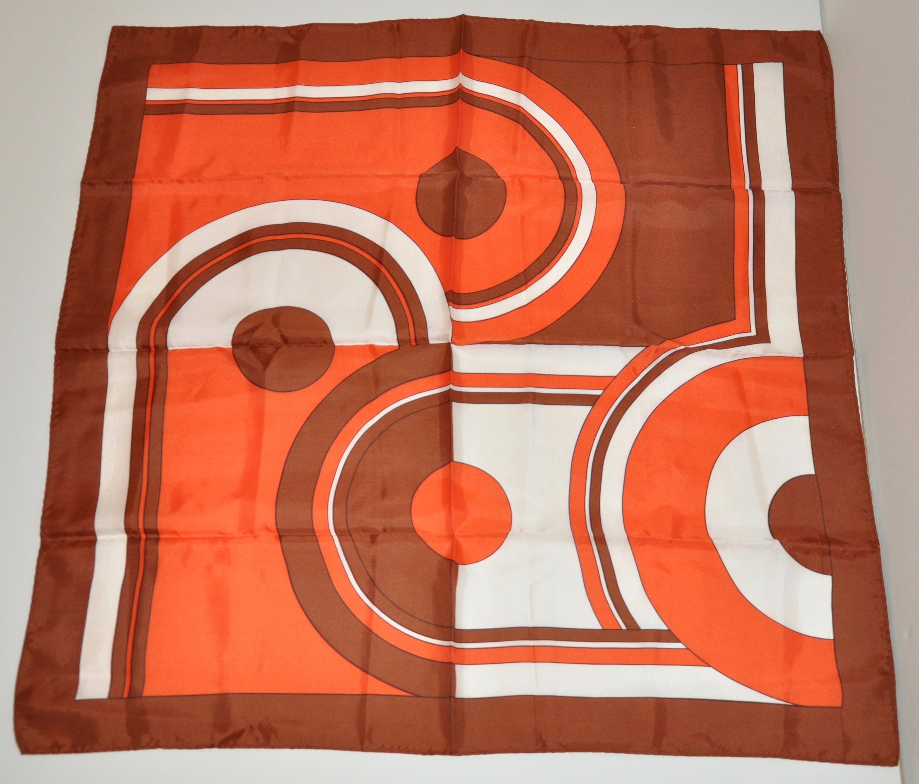 Sciarpa con stampa audace 