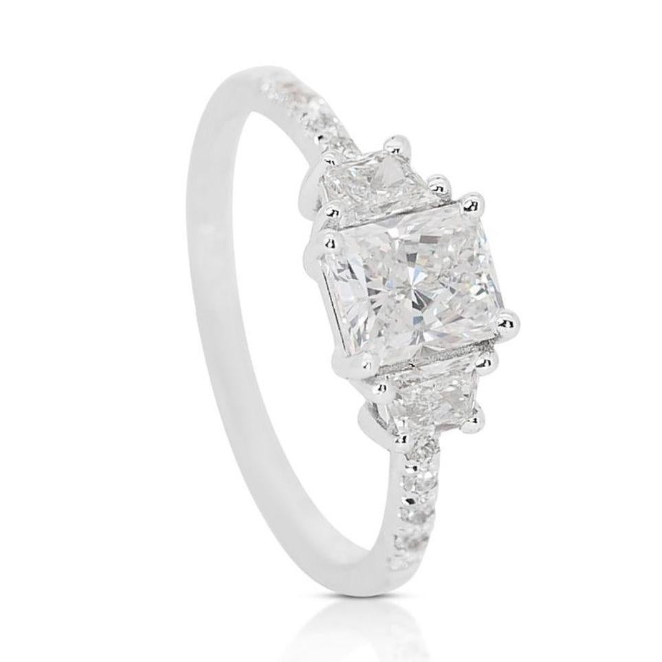 Women's Bold Brilliance: 1.45 Carat Radiant Diamond Ring with Dazzling Accents For Sale