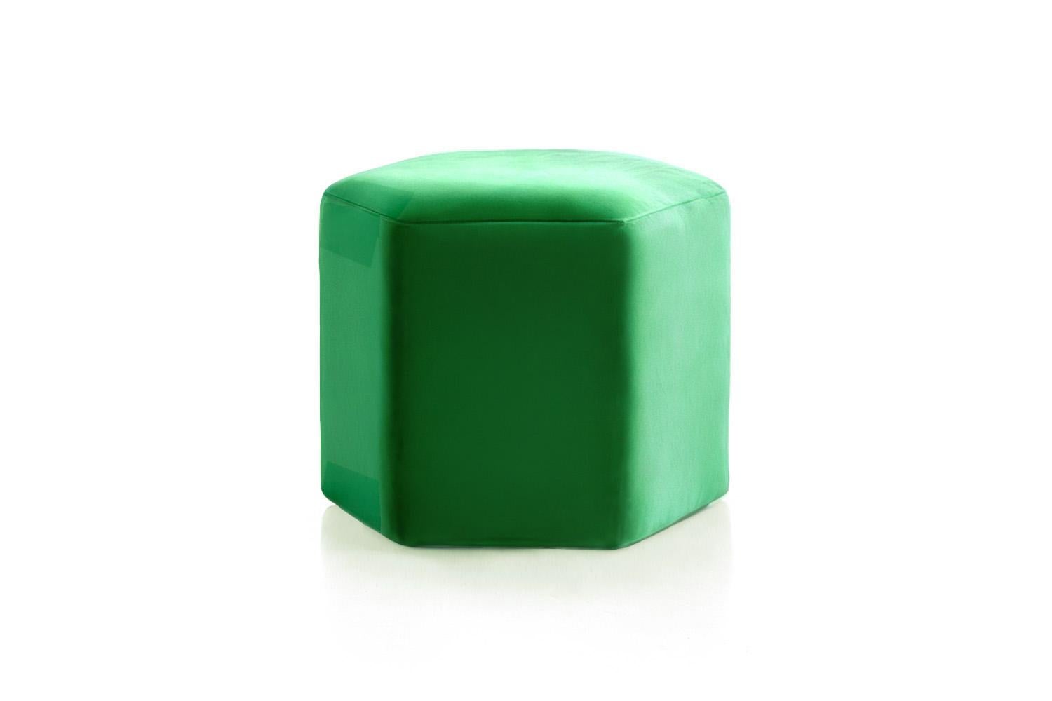 Bold Contemporary Grüner Samt Hocker Peligro (Postmoderne) im Angebot