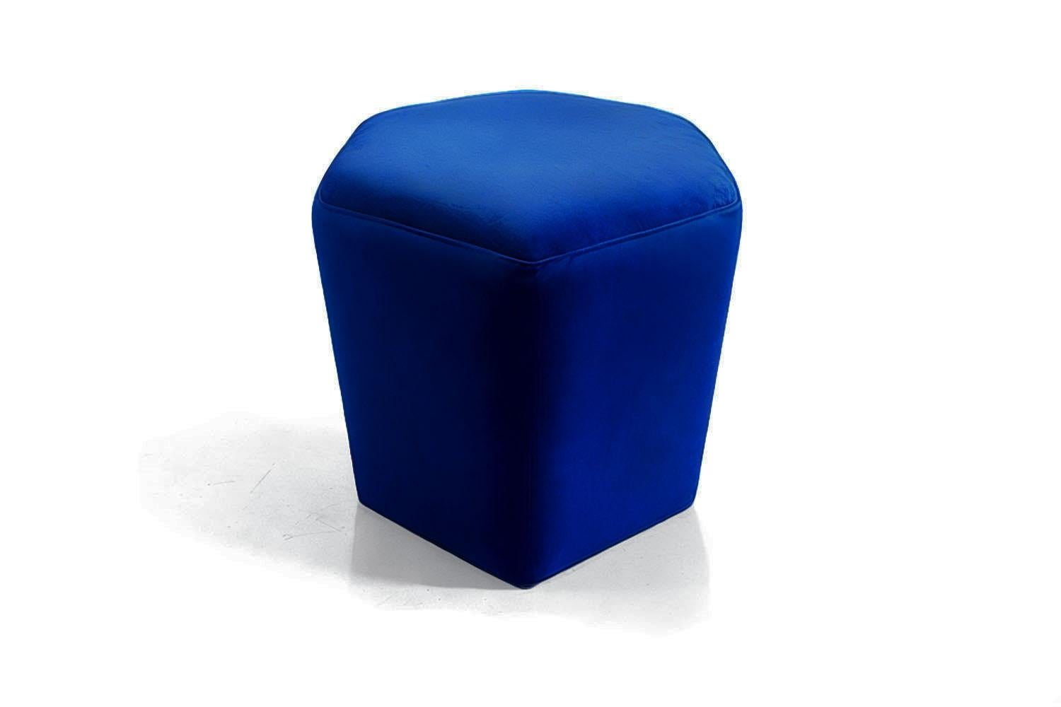 Bold Contemporary Grüner Samt Hocker Peligro (Spanisch) im Angebot