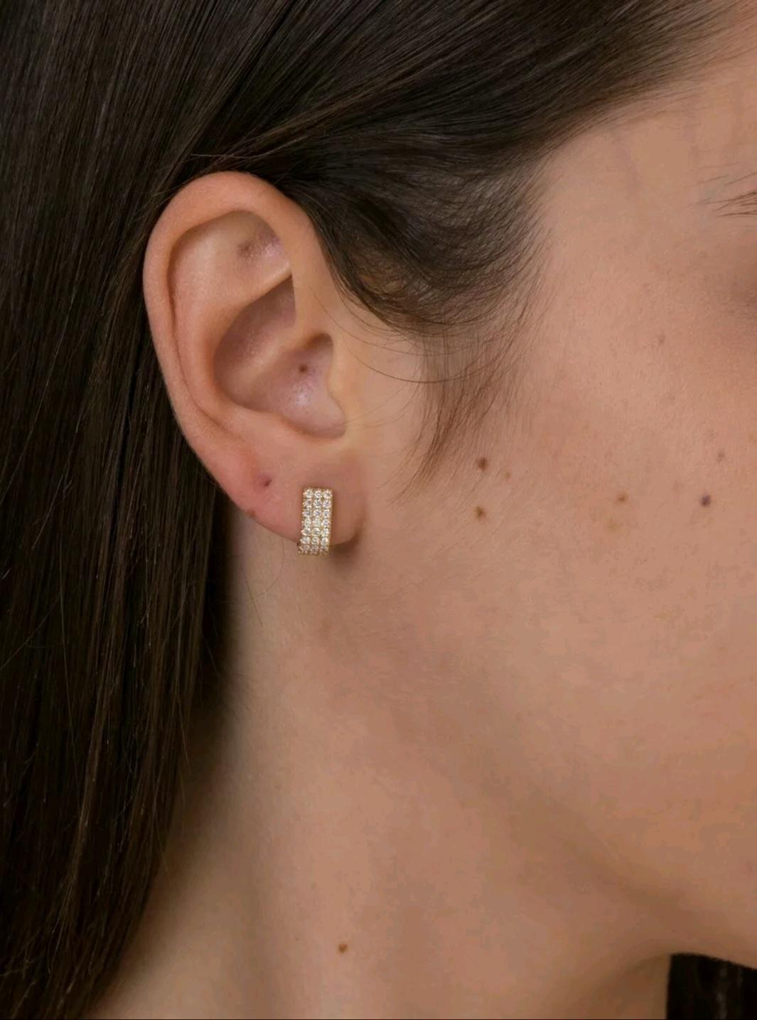 Bold Diamond Huggies 14k Solid Gold Studs Earring Bridal Studs . In New Condition For Sale In Chicago, IL