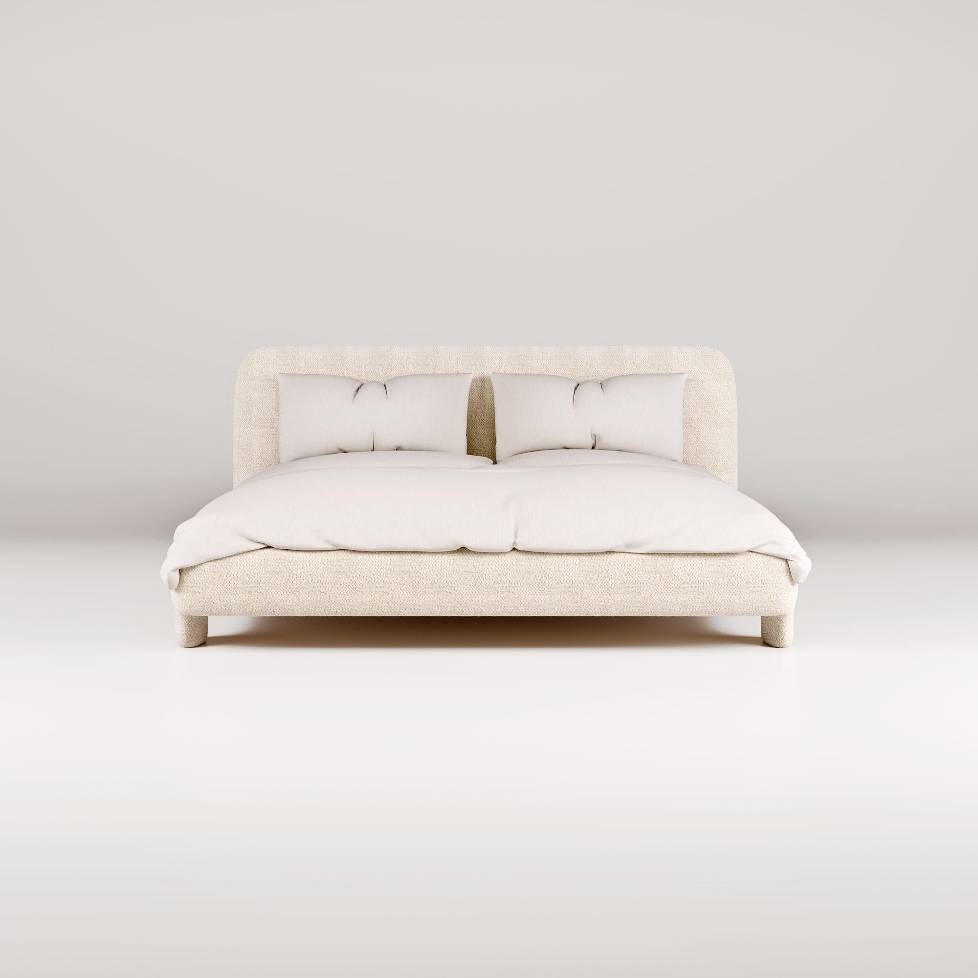 Modern Bold Double Bed - Elitis Frammento - Vague à l'âme For Sale