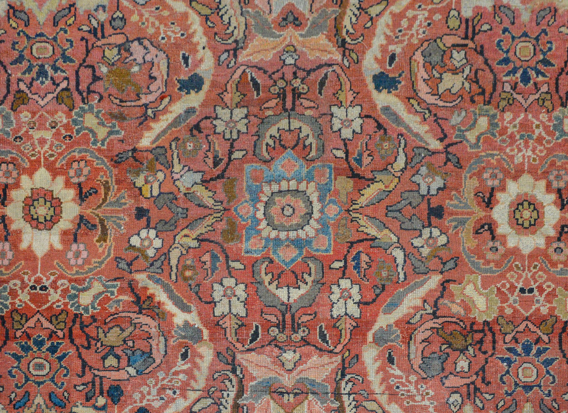 Bold Early 20th Century Mahal Rug In Good Condition For Sale In Chicago, IL