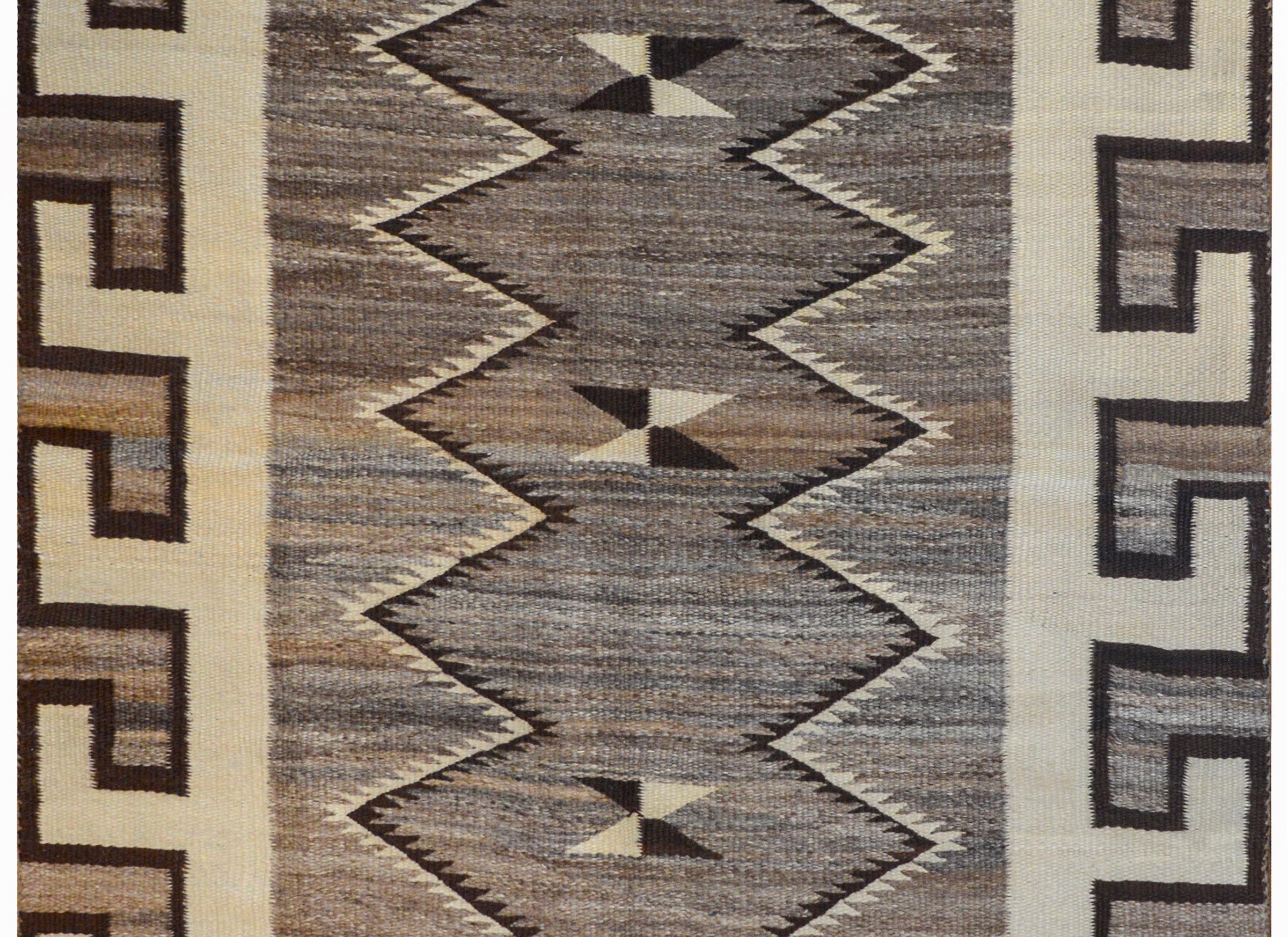 American Bold Early 20th Century Navajo Rug