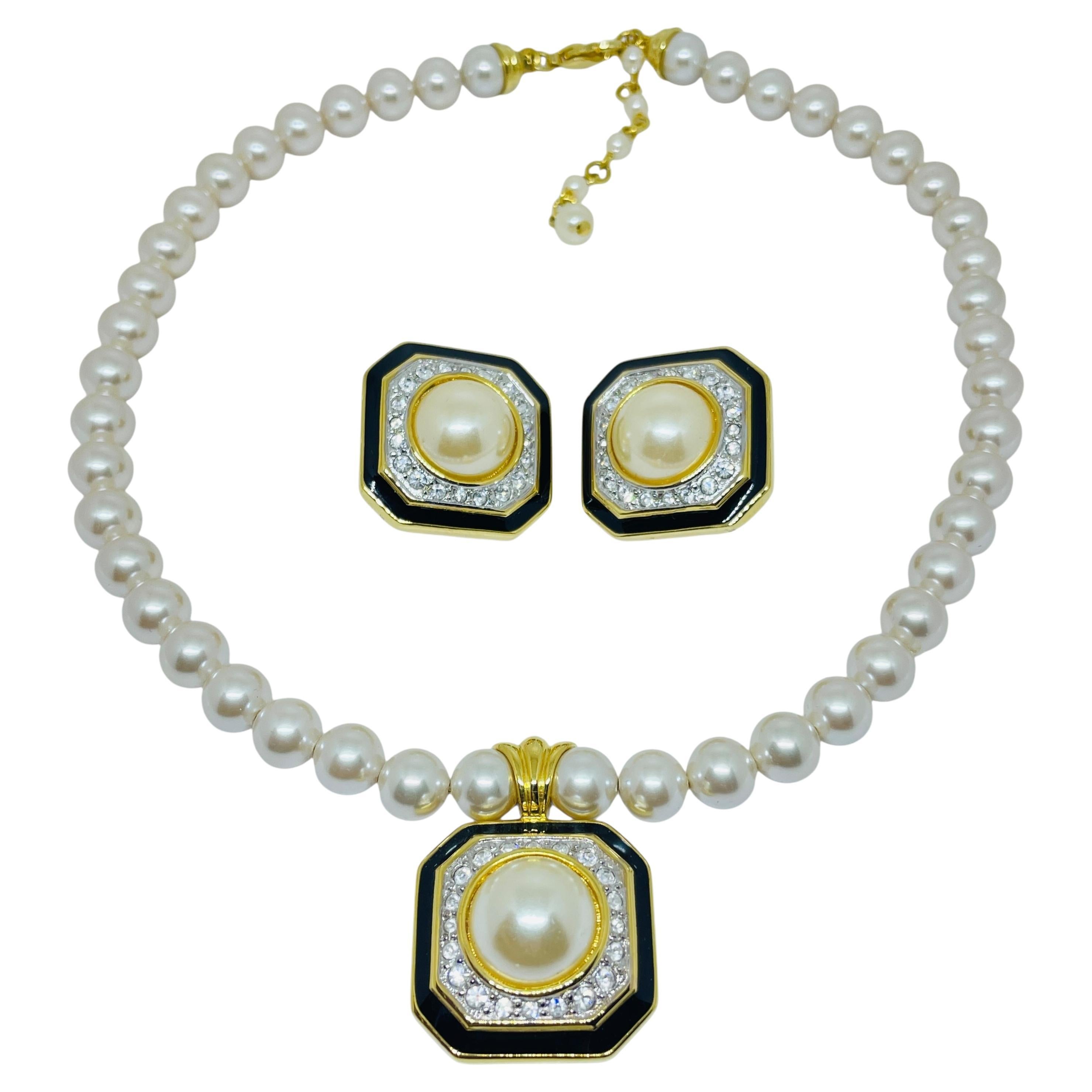 BOLD ELEGANCE vintage gold enamel crystal pearls designer necklace earrings set