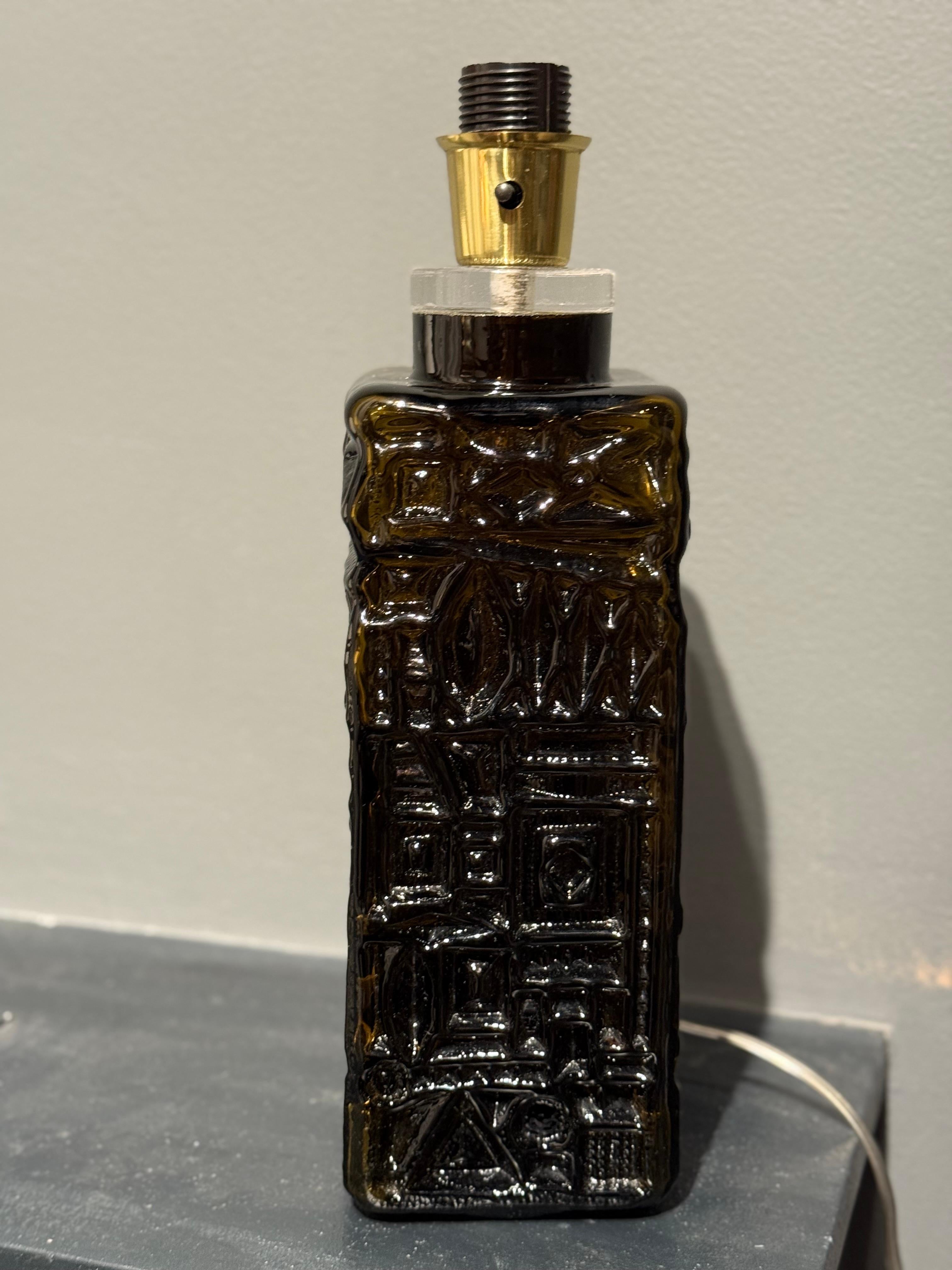 Bold Elegant Stilarmatur Lampe de table en verre vert du milieu du siècle dernier 1960s en vente 10