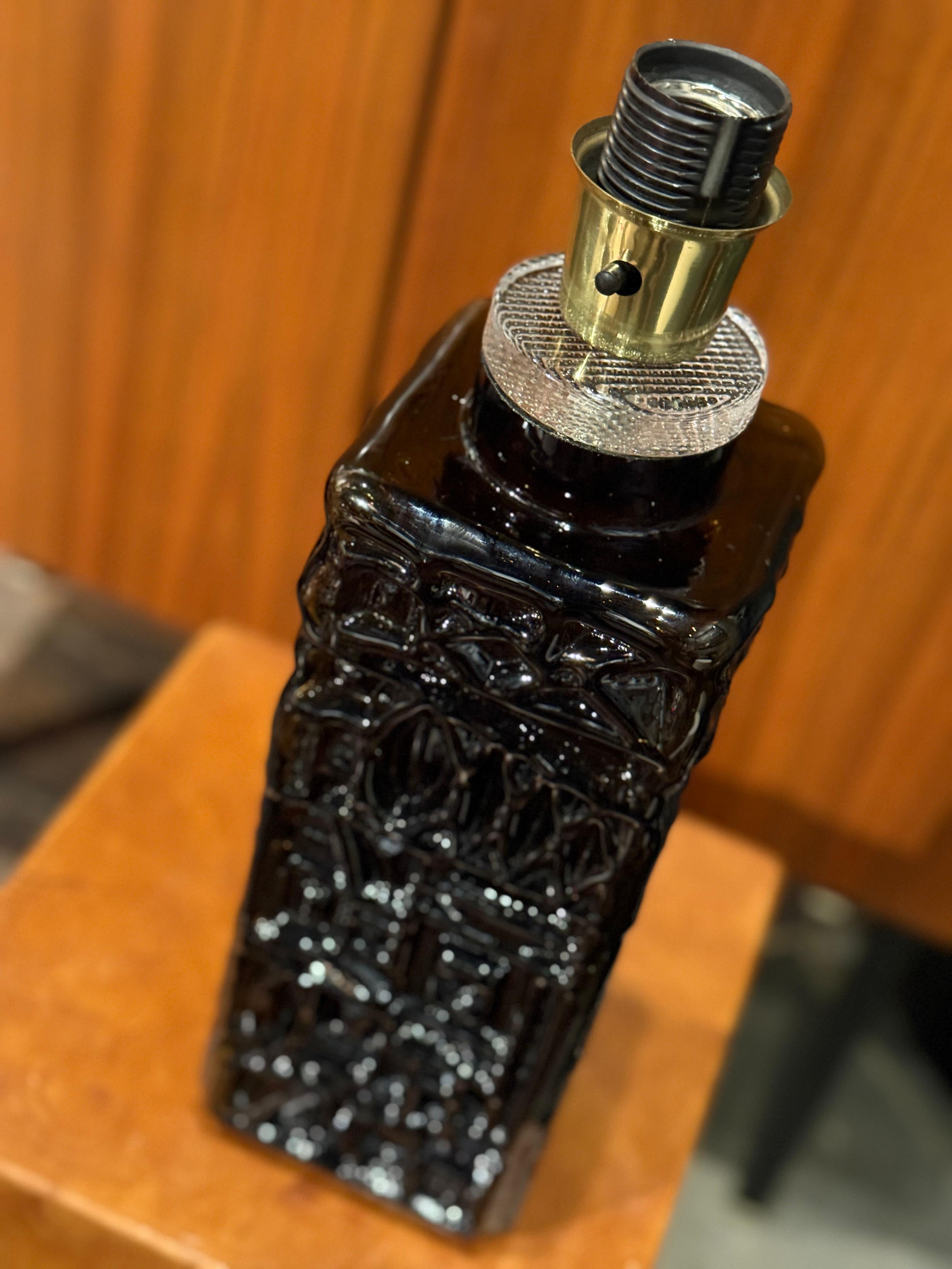 Bold Elegant Stilarmatur Lampe de table en verre vert du milieu du siècle dernier 1960s en vente 4