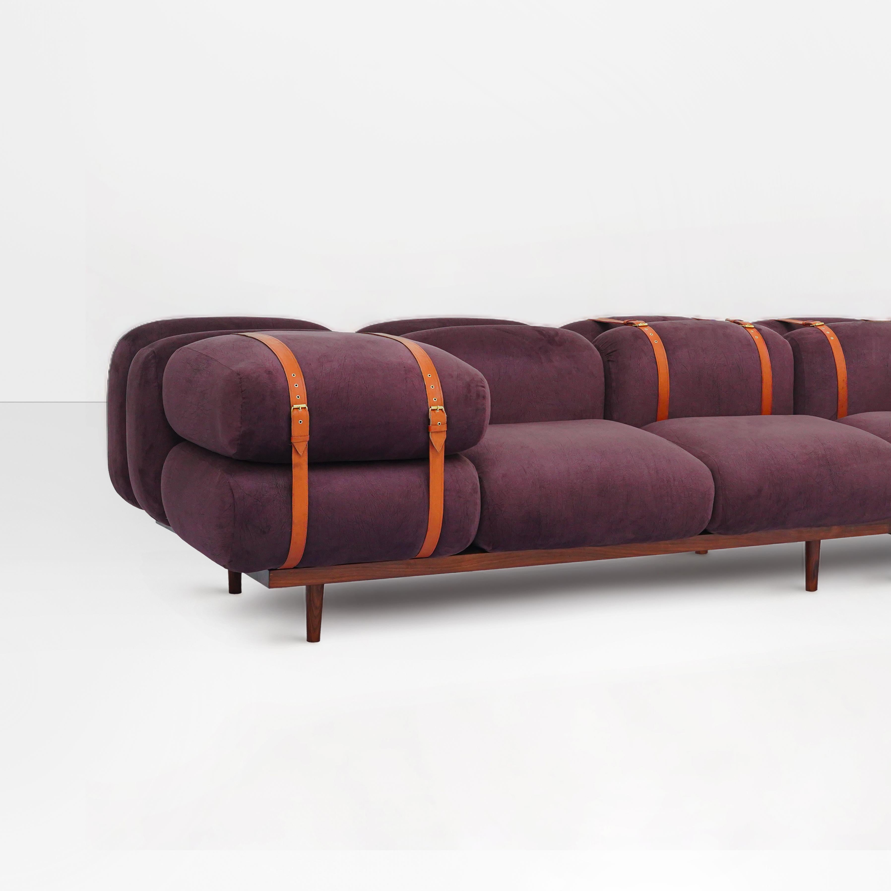 Bold Geometric, bold, 1920, 1930, contemporary, modern lounge sofa, den sofa  In New Condition For Sale In Greenwood Village, CO