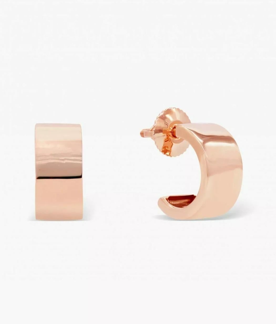 Bold Gold Huggies Earring 14k Solid gold huggies earring Anniversary Gift 

Material
Gold
Metal
Rose Gold
Total Carat Weight
10.00 ctw & Over
Width
6 mm Approx
Gross Weight
3.48 Grams Approx
Closure
Screw Back
Gold Weight
3.48 Grams