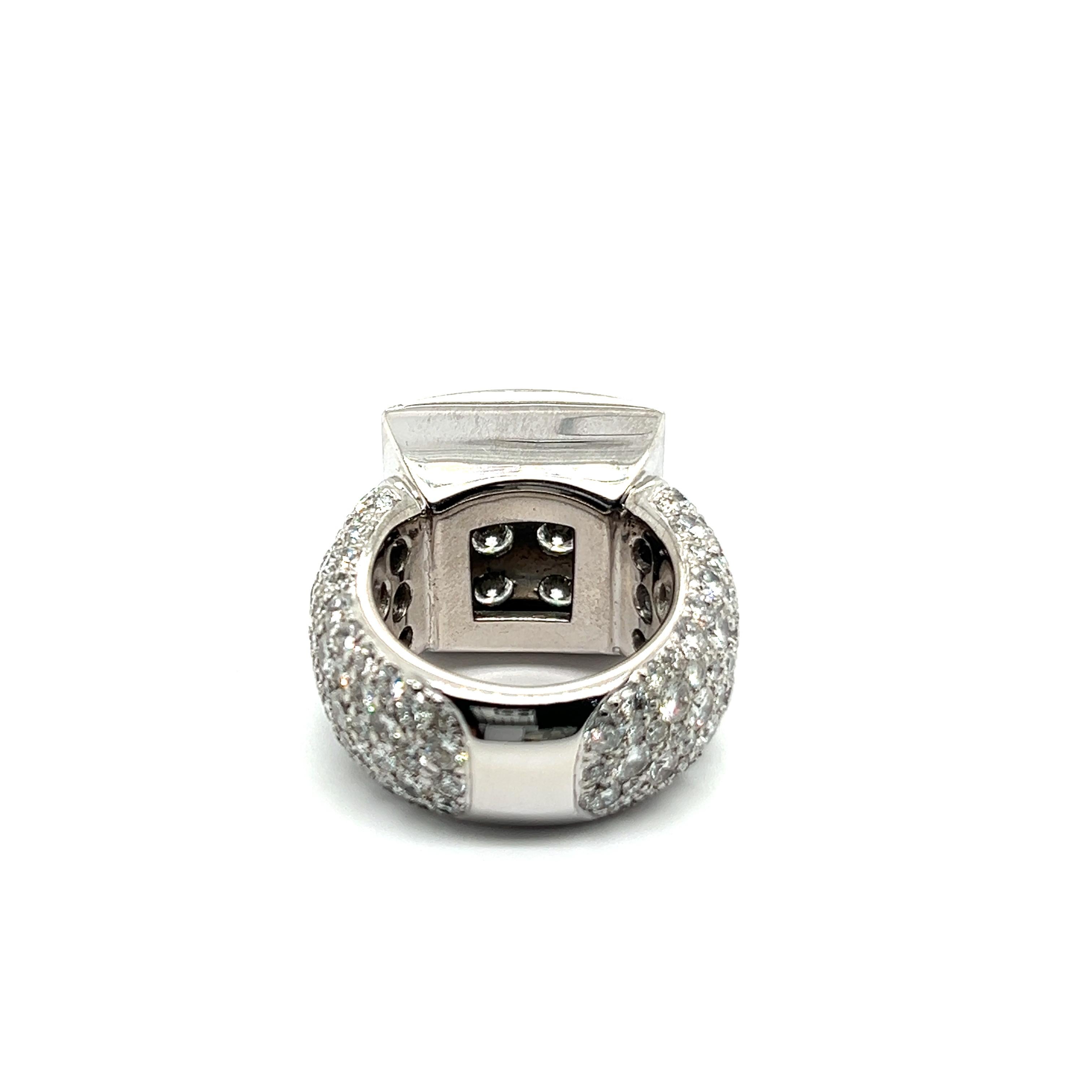 Brilliant Cut Bold Graphic Ring with Diamonds in 18 Karat White Gold by Majo Fruithof For Sale