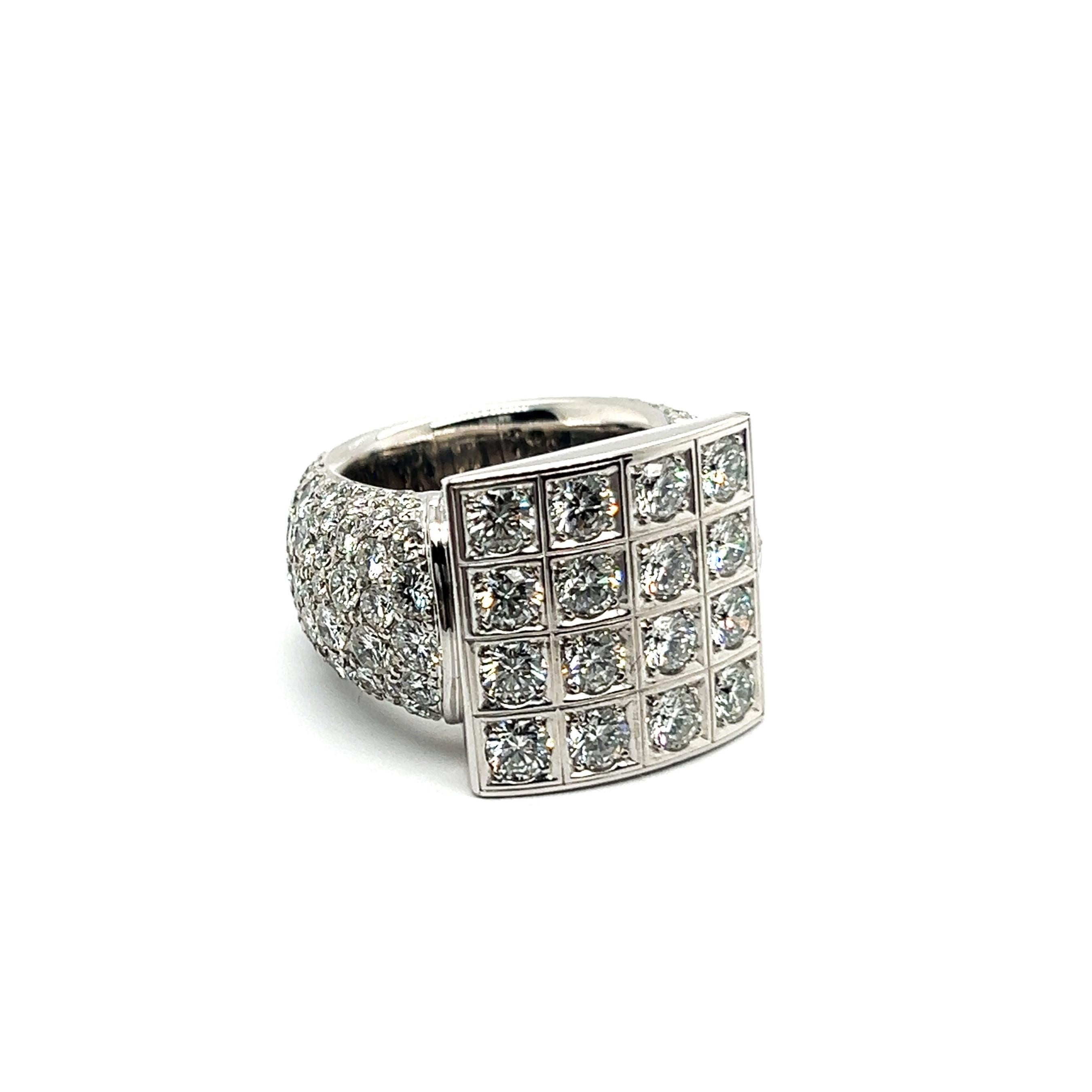 Bold Graphic Ring with Diamonds in 18 Karat White Gold by Majo Fruithof For Sale 1