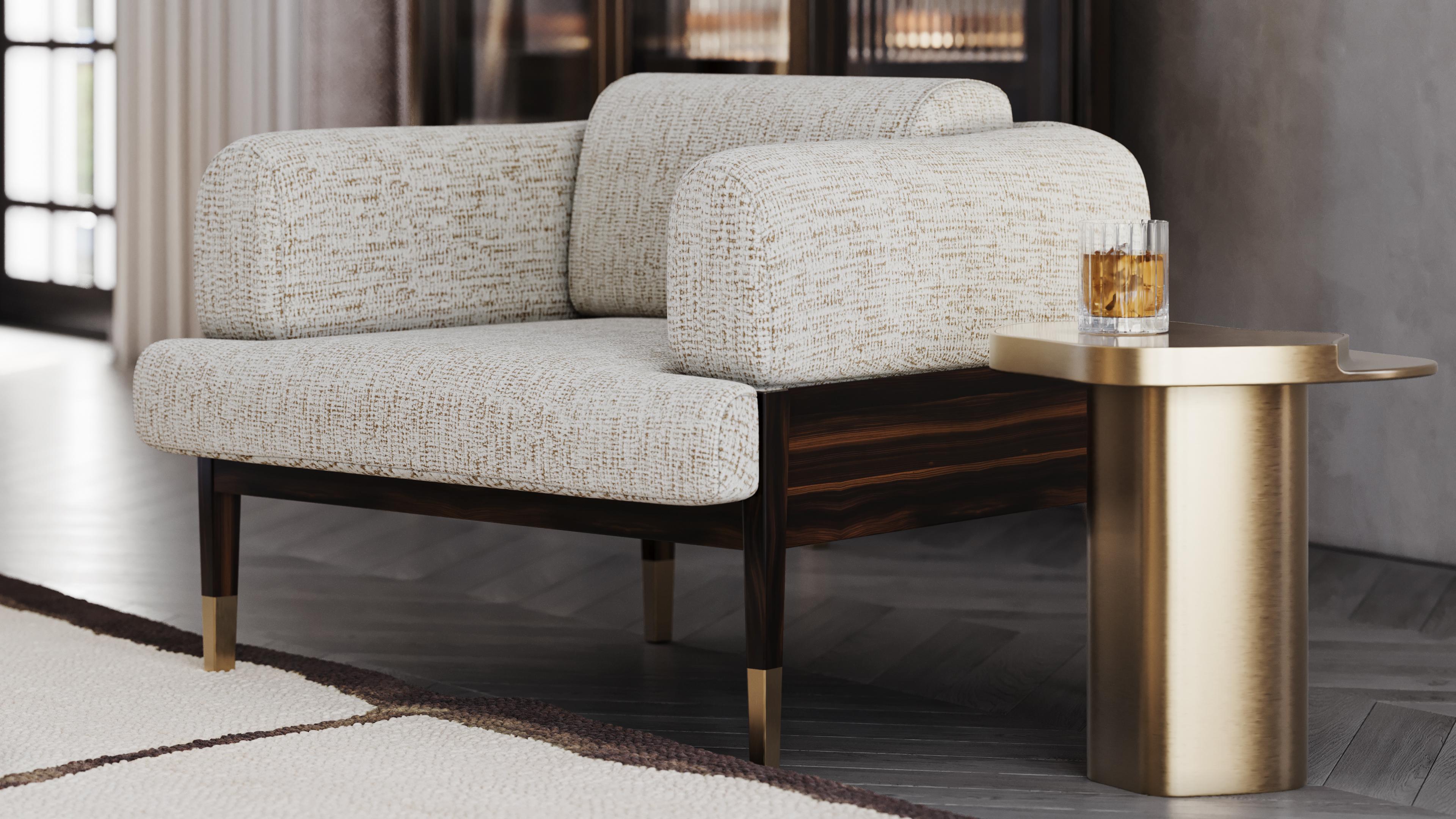 Mid-Century Modern Fauteuil Guliver avec détails en laiton brossé en vente