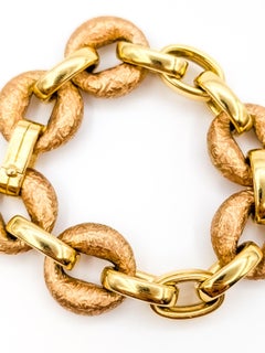 Bold Hammered Link Bracelet in 18k Yellow Gold