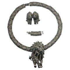 Bold Lion Head Necklace & Earring Set – Joan Rivers Style, Unsigned