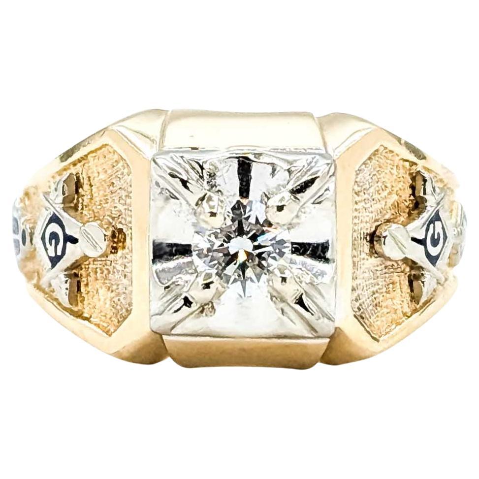 Freimaurer-Ring mit Quadrat und G-Zirkel und .43ct Diamant in 14k Gelbgold