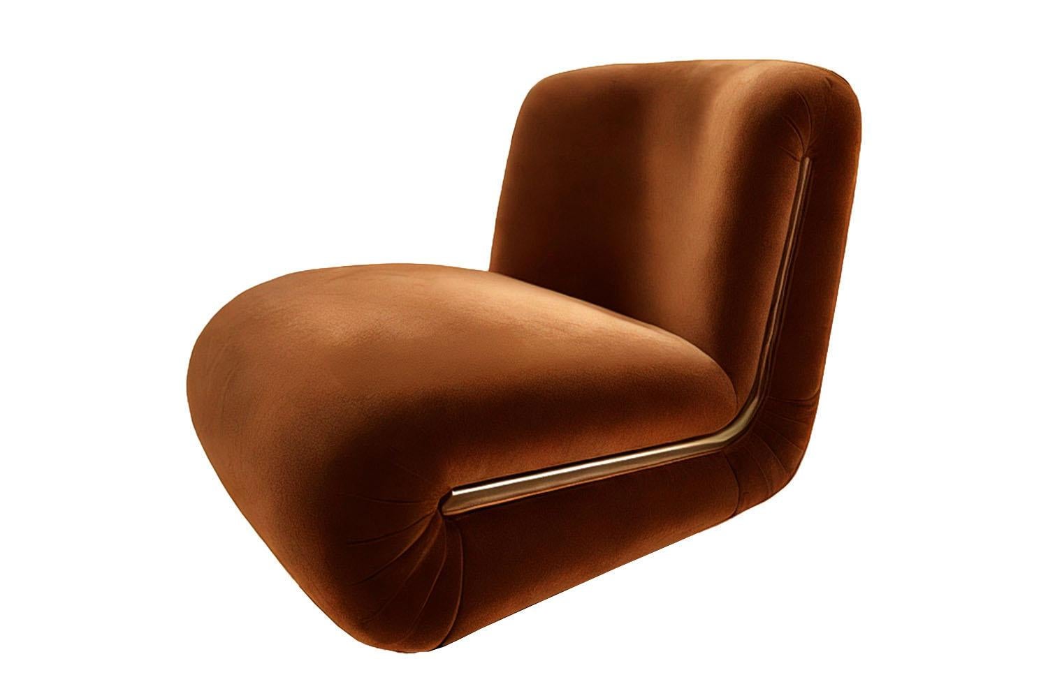 Sillón moderno de terciopelo rosa Frenesí Español en venta