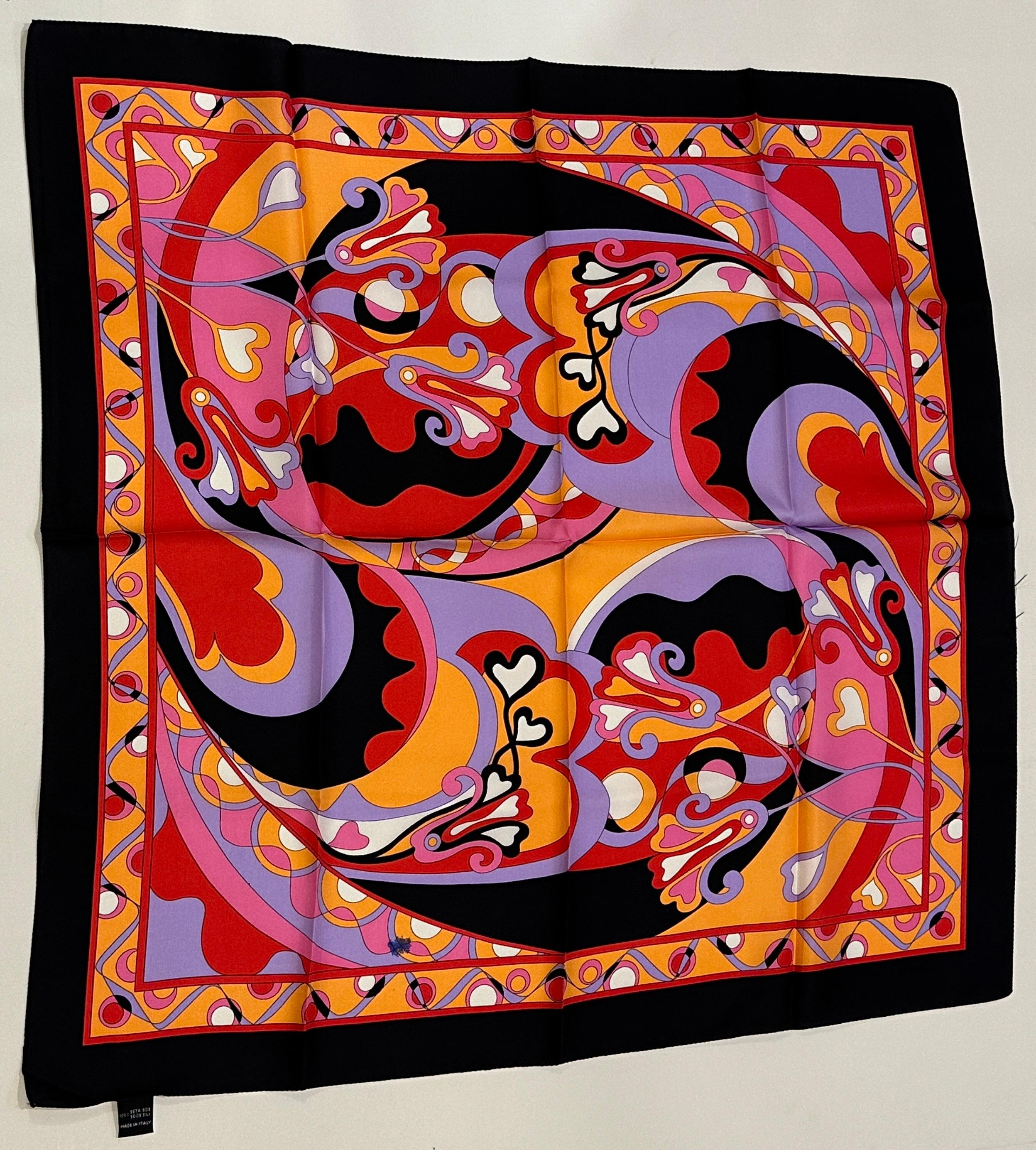 Écharpe fantaisiste multicolore audacieuse « Thème Pucci » avec bordures noires en vente 7