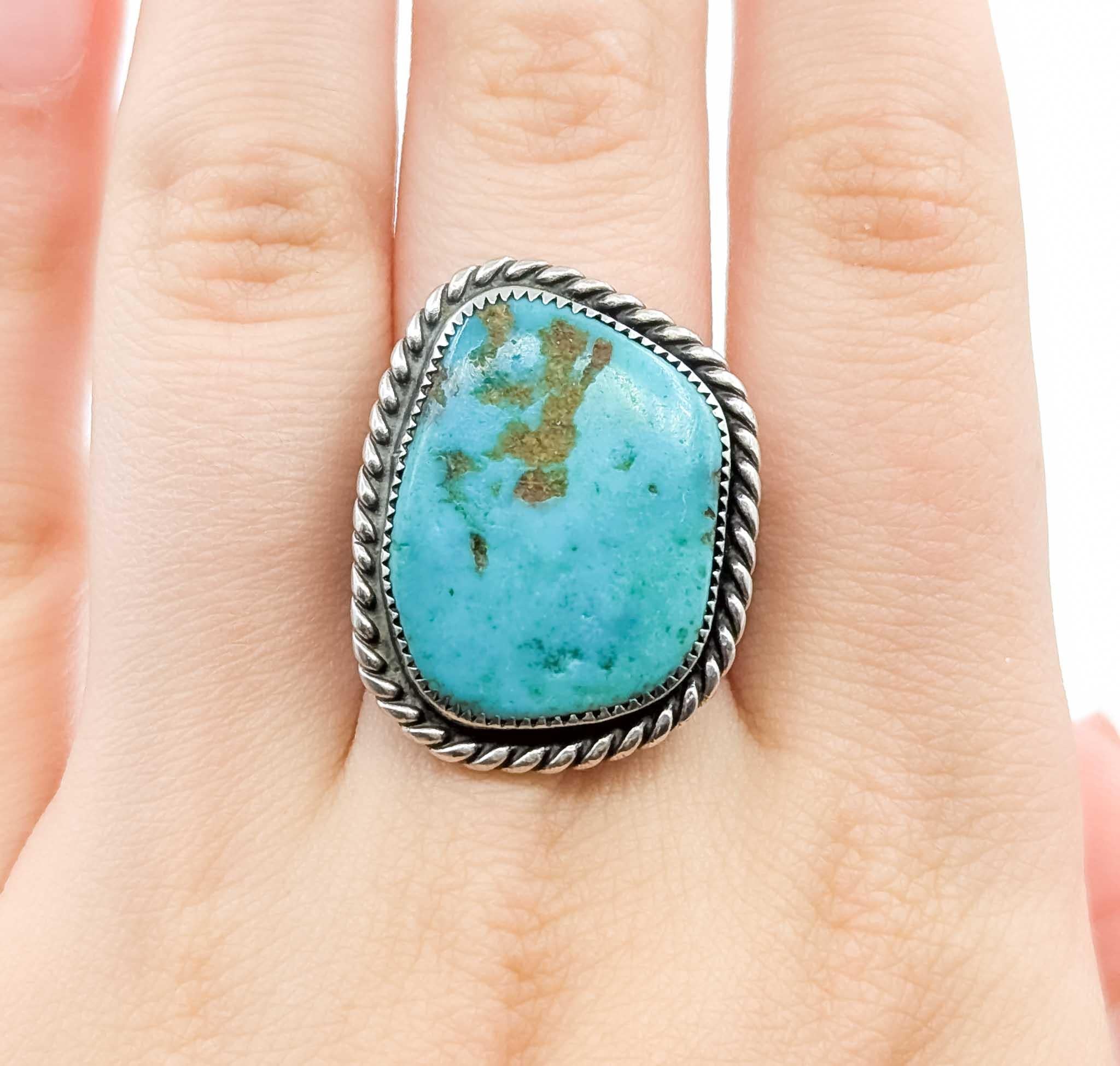 Bold Native American Turquoise Statement Ring in Sterling Silber im Zustand „Hervorragend“ im Angebot in Bloomington, MN