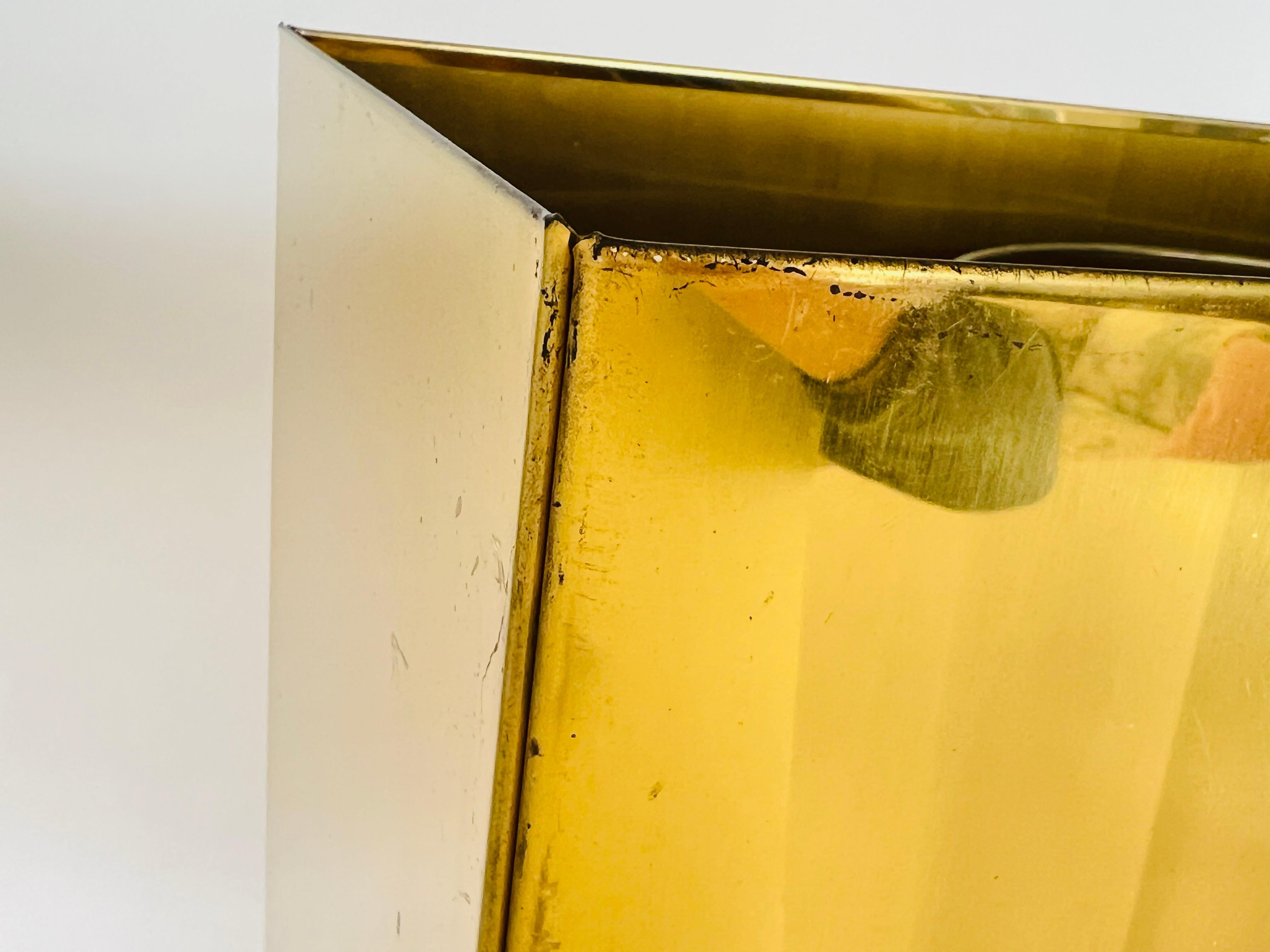 Bold, Oversized and Glamorous Brass Lamps signed by Curtis Jere en vente 6