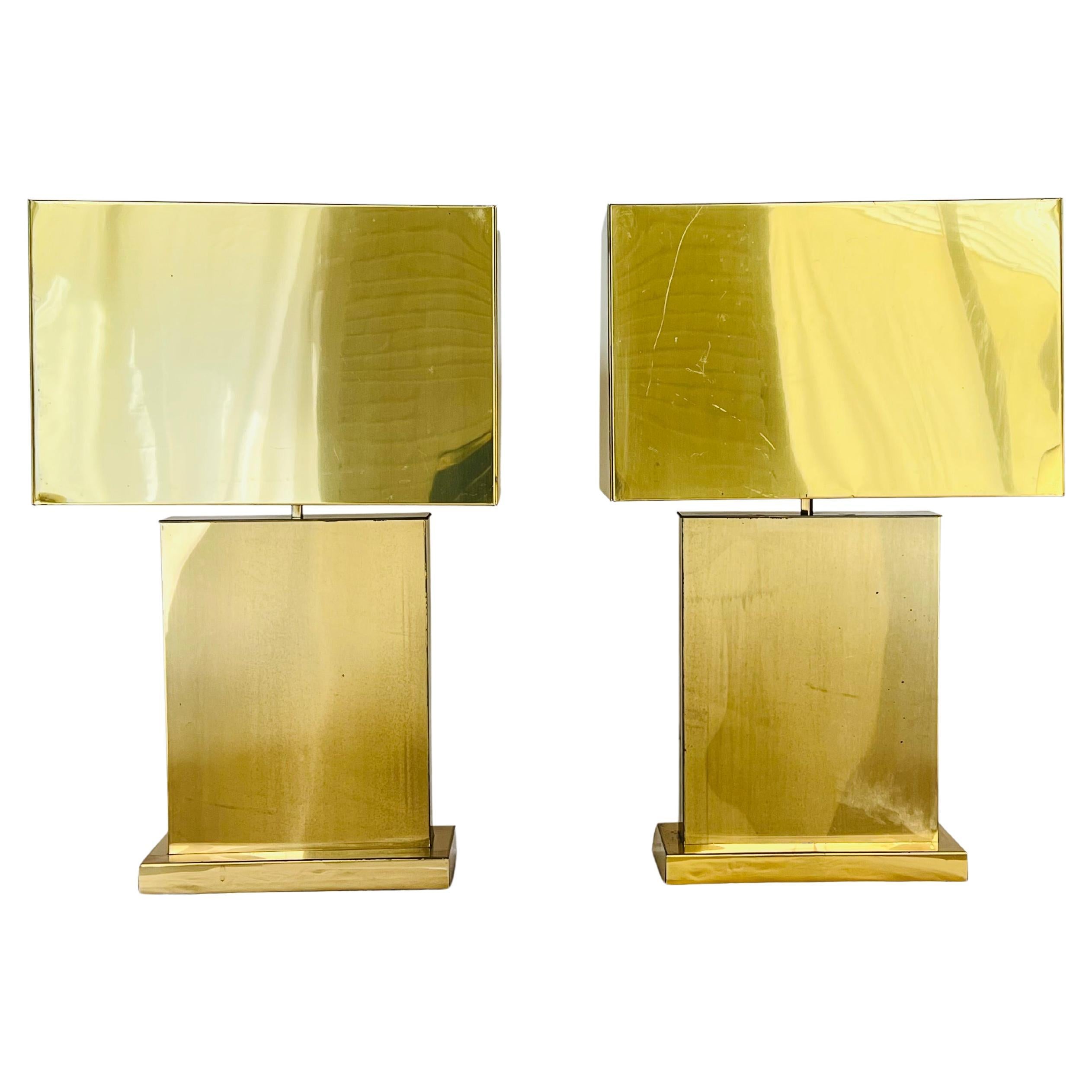 Bold, Oversized and Glamorous Brass Lamps signed by Curtis Jere en vente