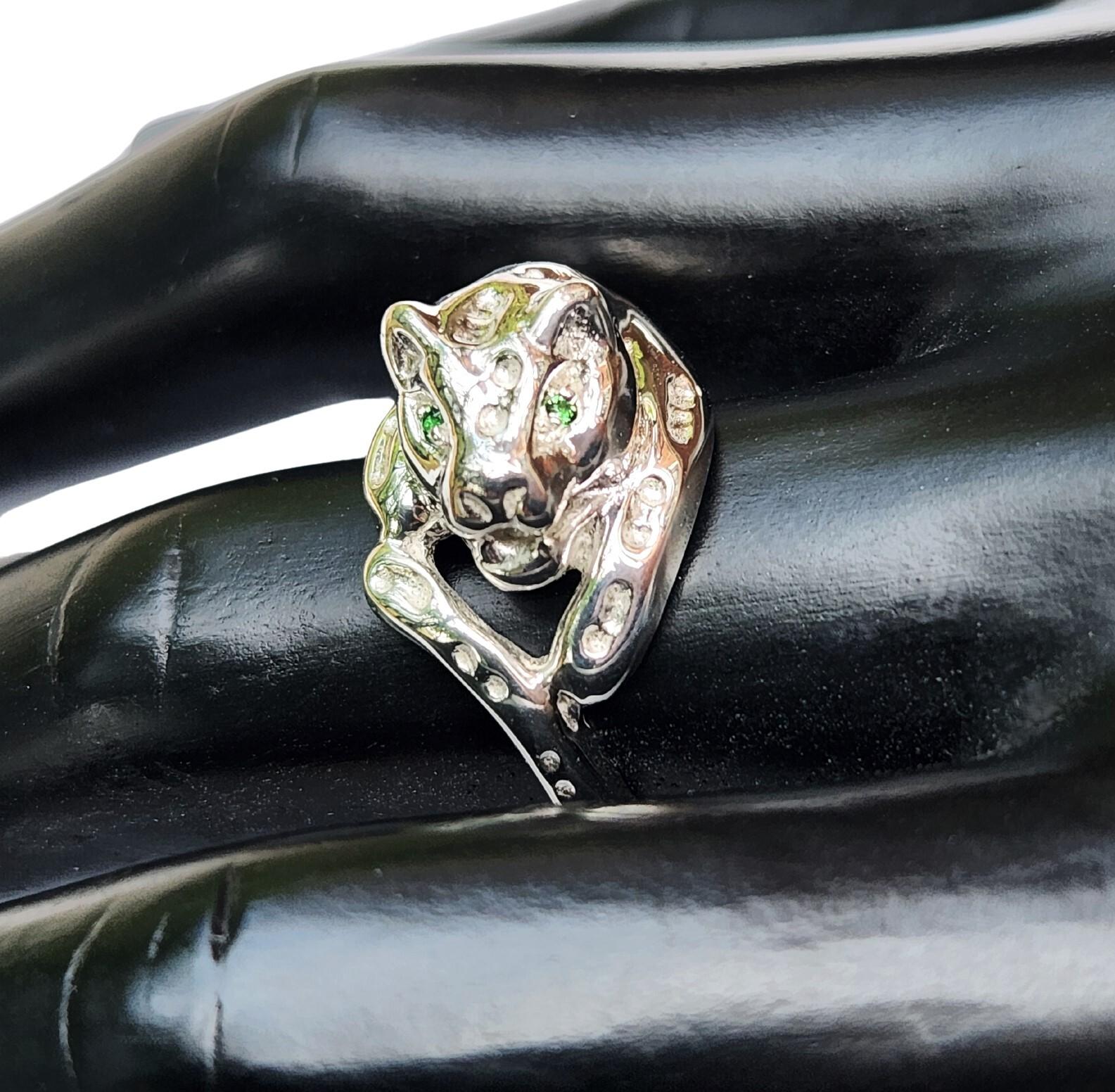 Bold Panther Ring in sterling Silver with Diamond or Emerald Eyes For Sale 1