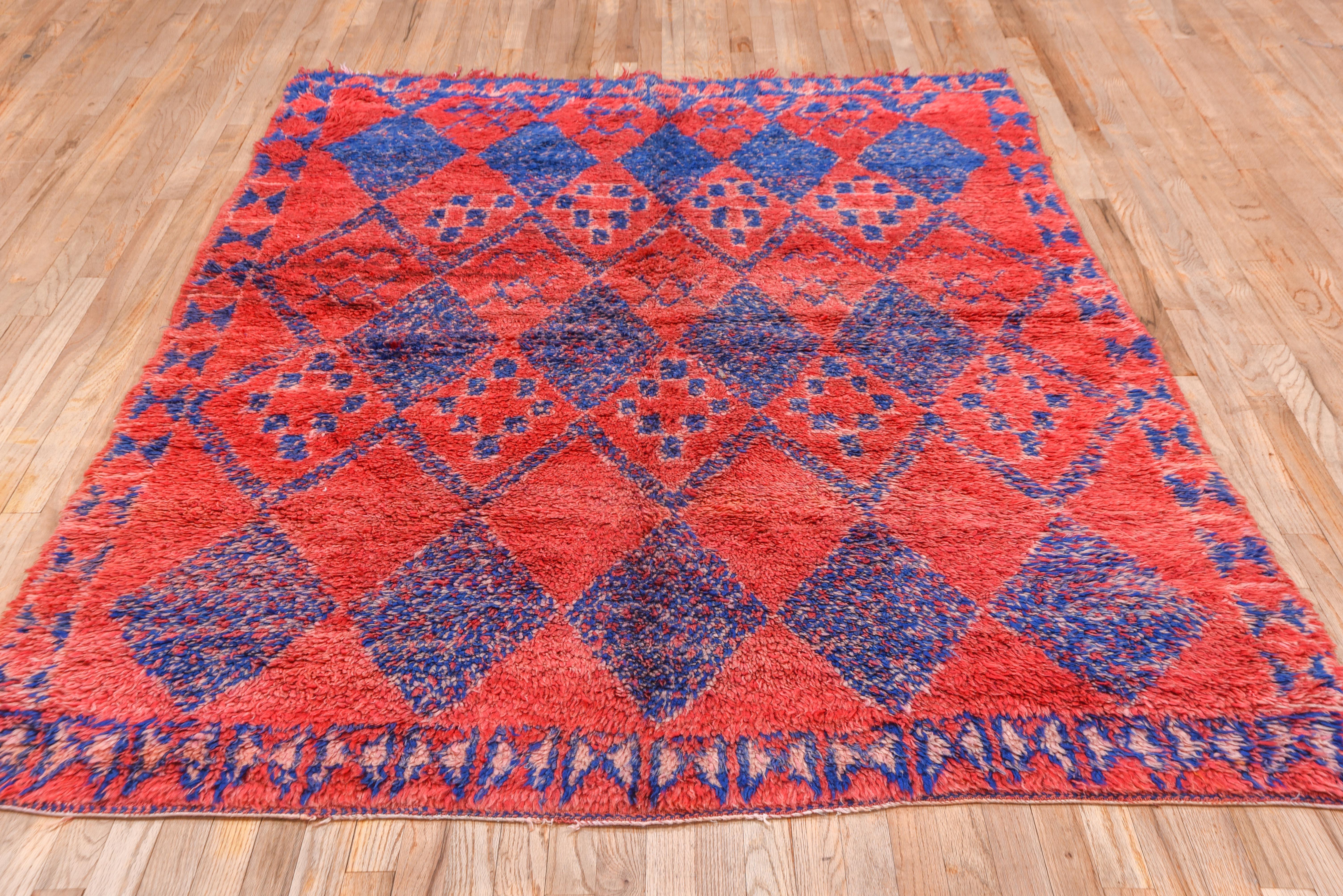 Wool Bold Reg and Bright Navy Blue Diamond Pattern Moroccan Village Rug 1940s For Sale