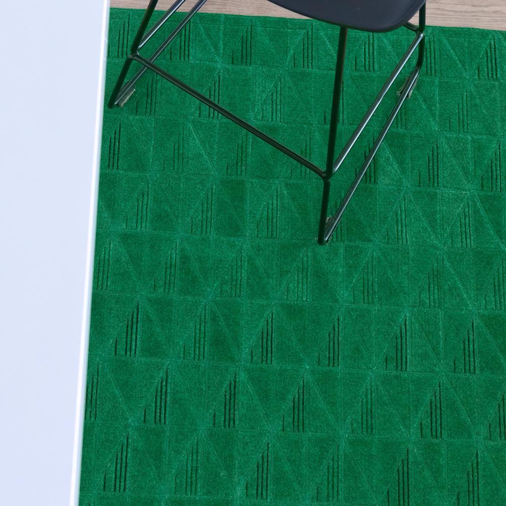 Art Deco Bold Spliced Angles Customizable Fragment Runner in Emerald Medium For Sale
