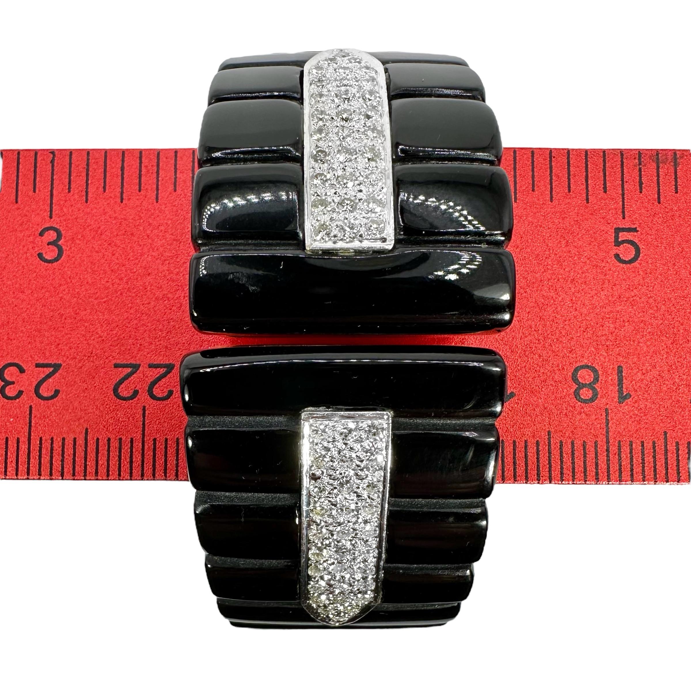 Bold & Stylish Late-20th Century Gold, Onyx & Diamond Cuff Bracelet 1 Inch Wide For Sale 6
