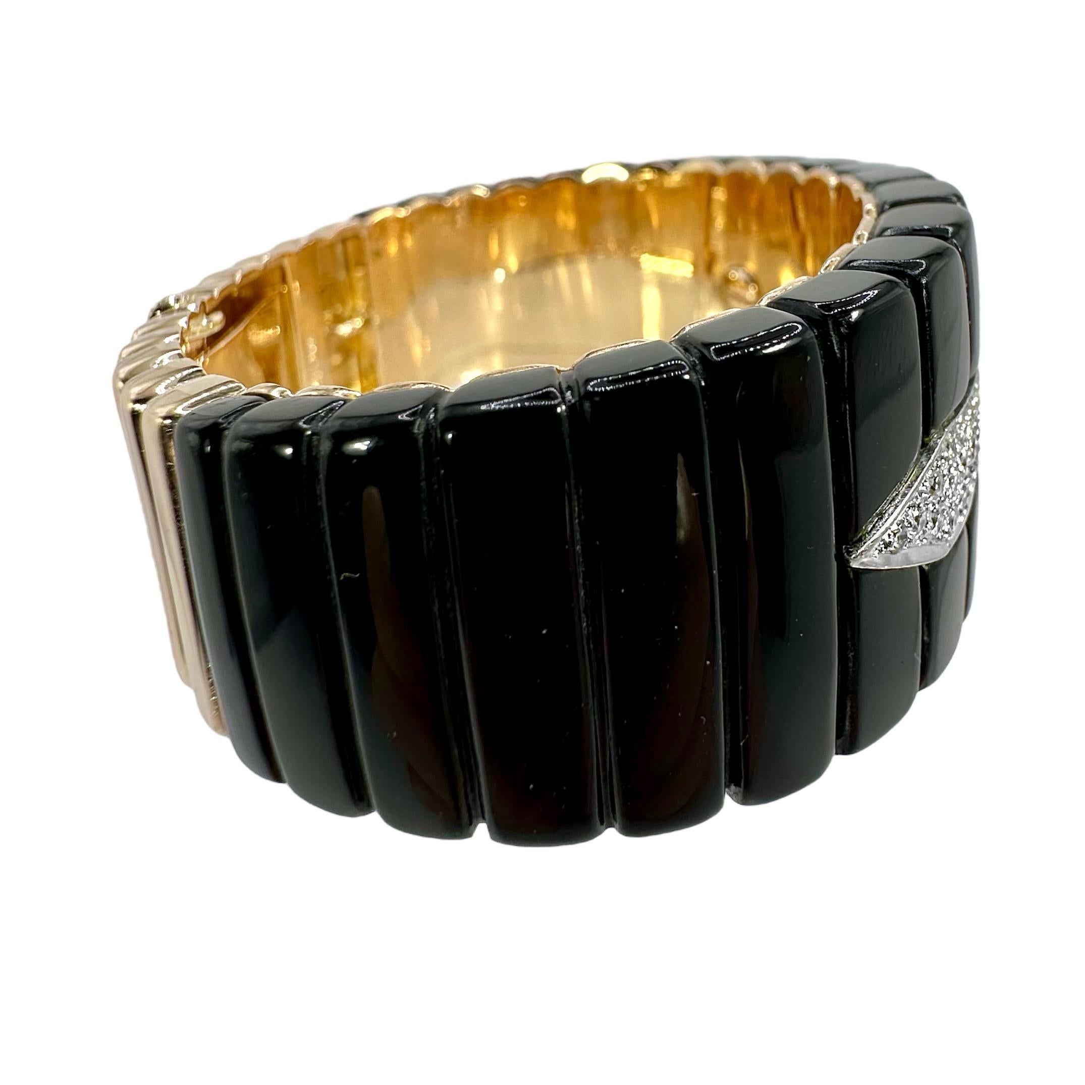 Bold & Stylish Late-20th Century Gold, Onyx & Diamond Cuff Bracelet 1 Inch Wide For Sale 1