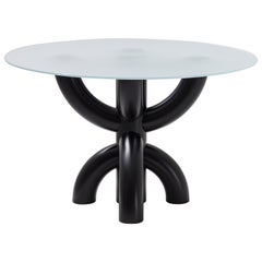 Table audacieuse de Tolga Sencer