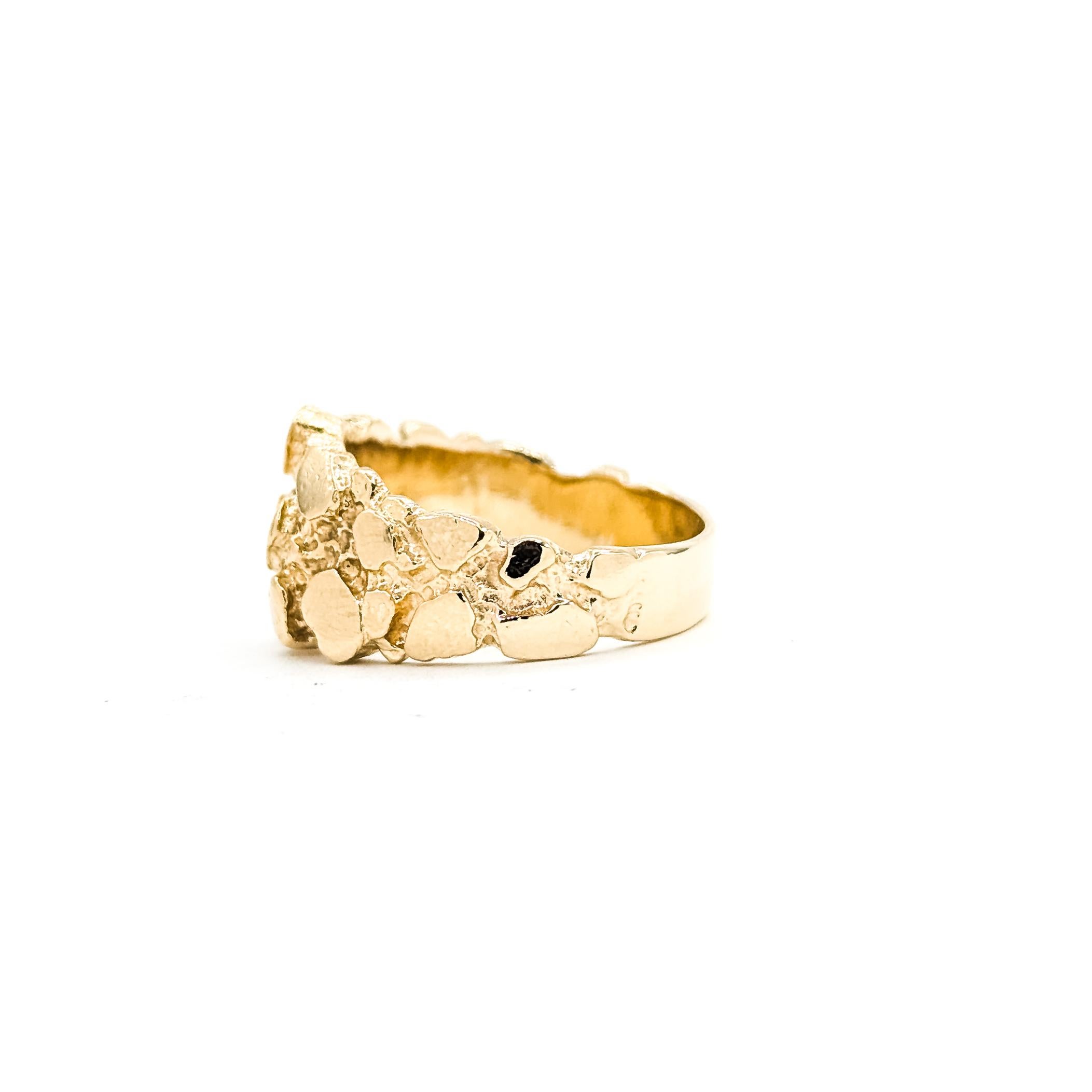 Contemporain Bague en or jaune 14k de style pépite texturée et audacieuse en vente