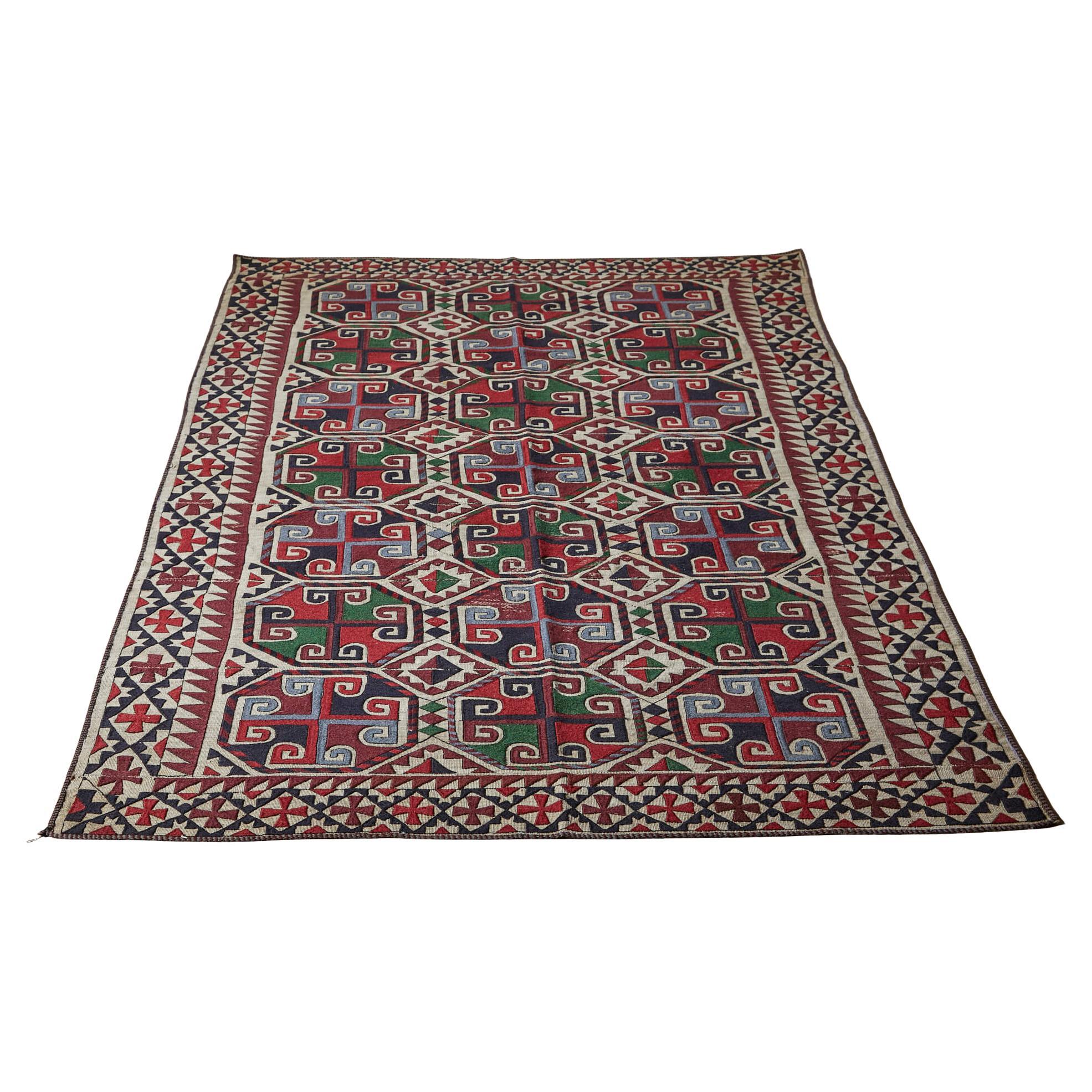 Atrevida Colgadura de Tienda Bordada Uzbeka